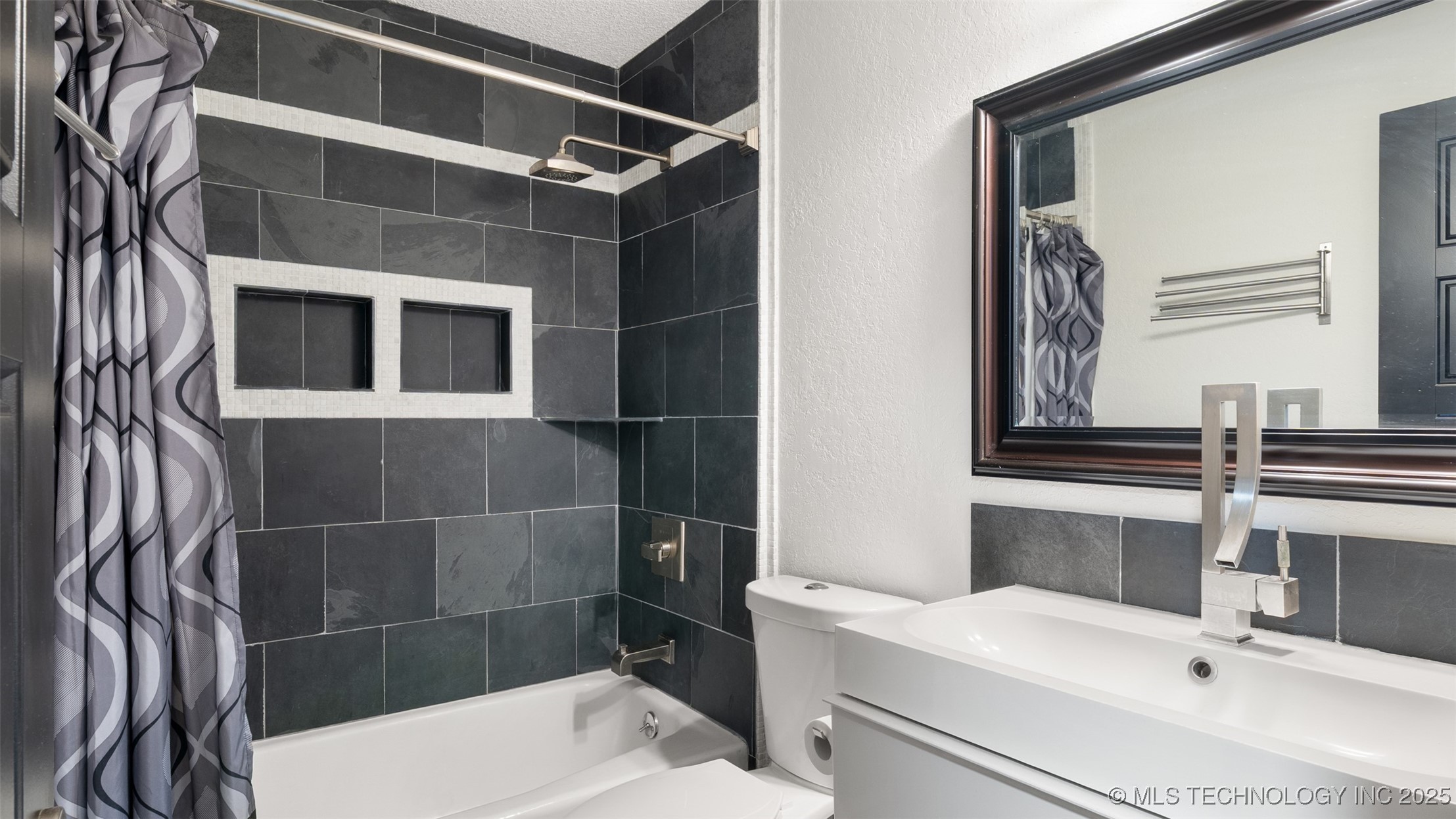 1804 S Nogales Avenue Property Photo 15