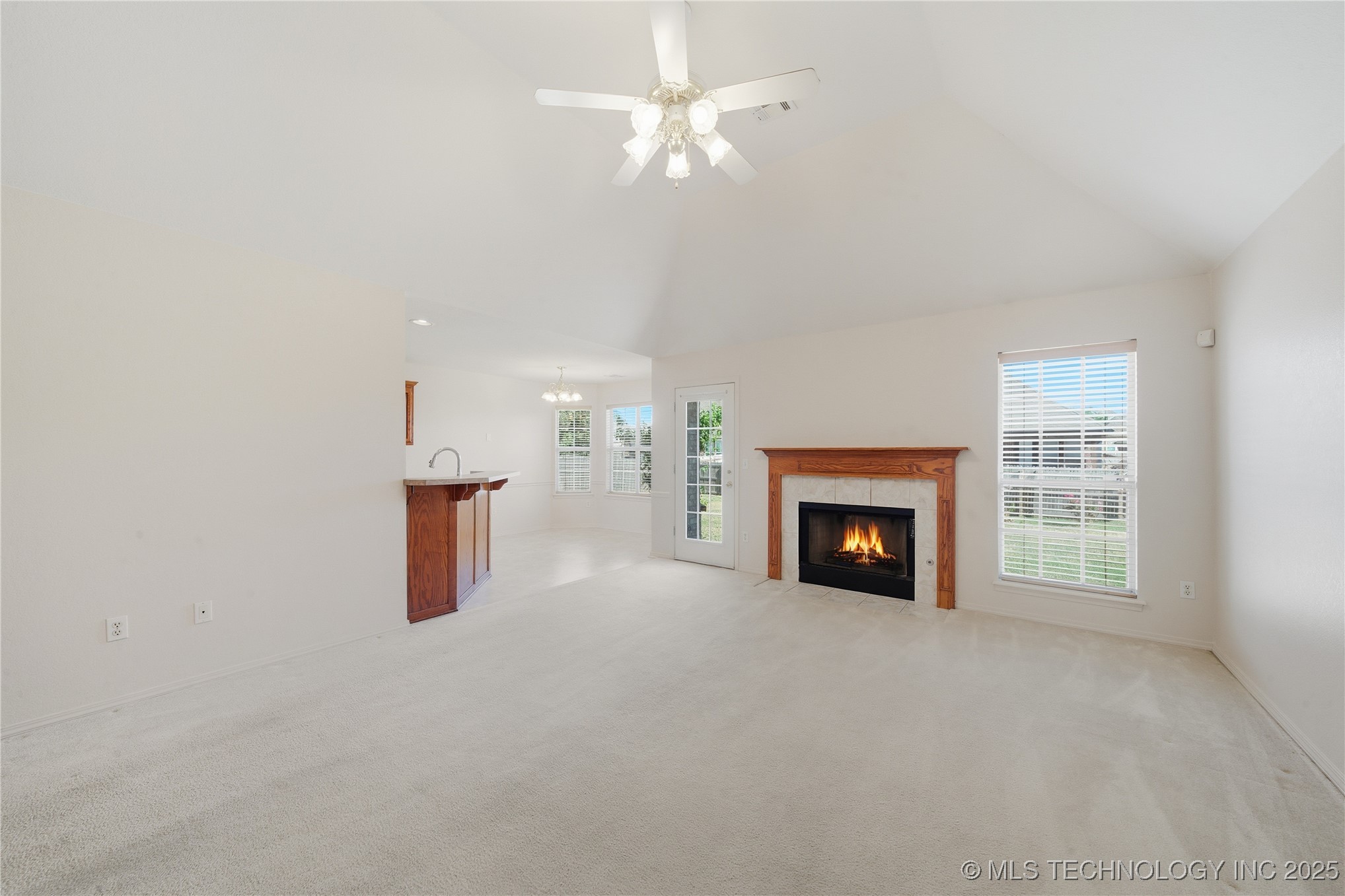 4611 S 200th East Avenue Property Photo 4