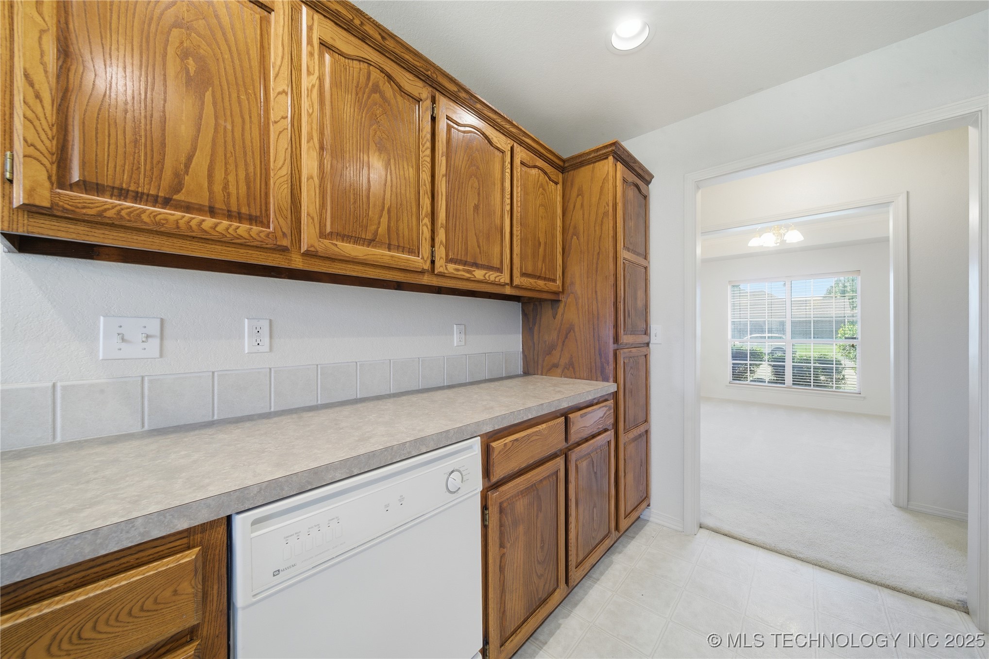 4611 S 200th East Avenue Property Photo 17