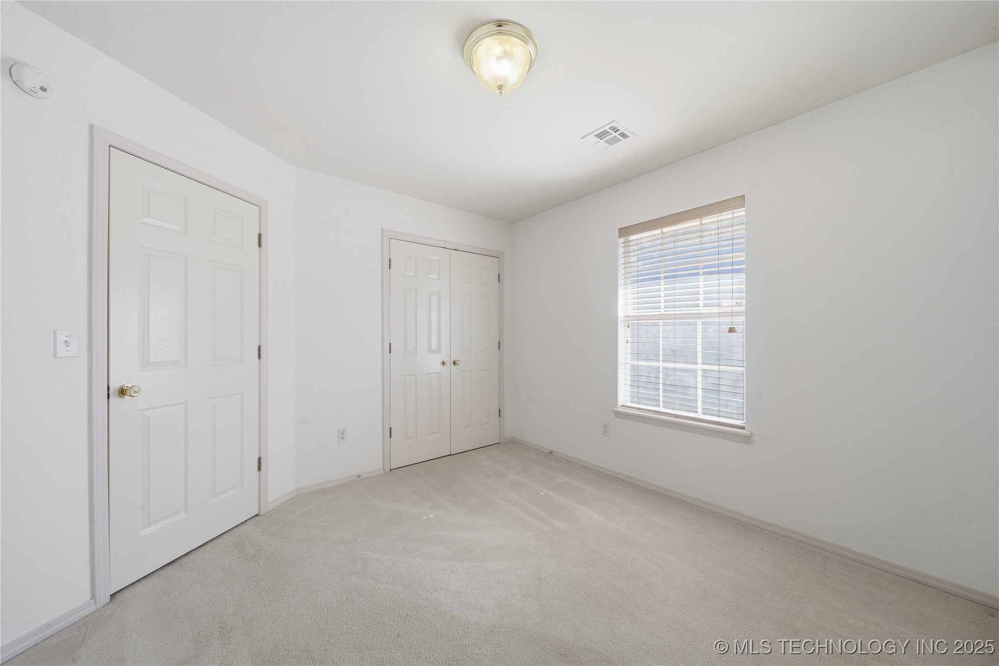 4611 S 200th East Avenue Property Photo 31