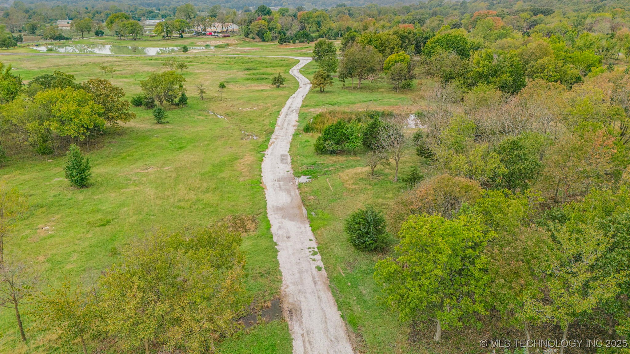 40 W 53rd Street North Property Photo 12