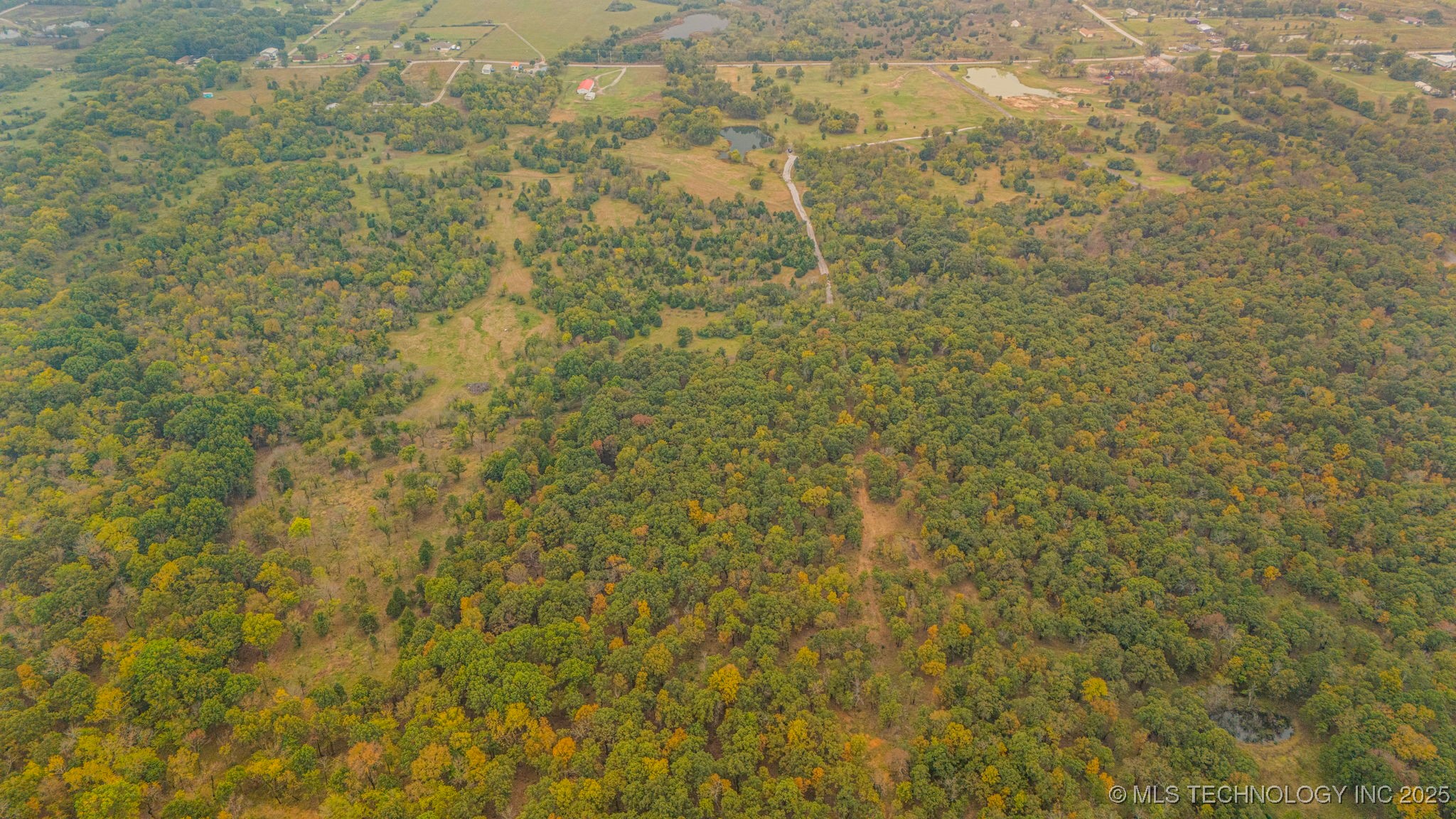 40 W 53rd Street North Property Photo 16