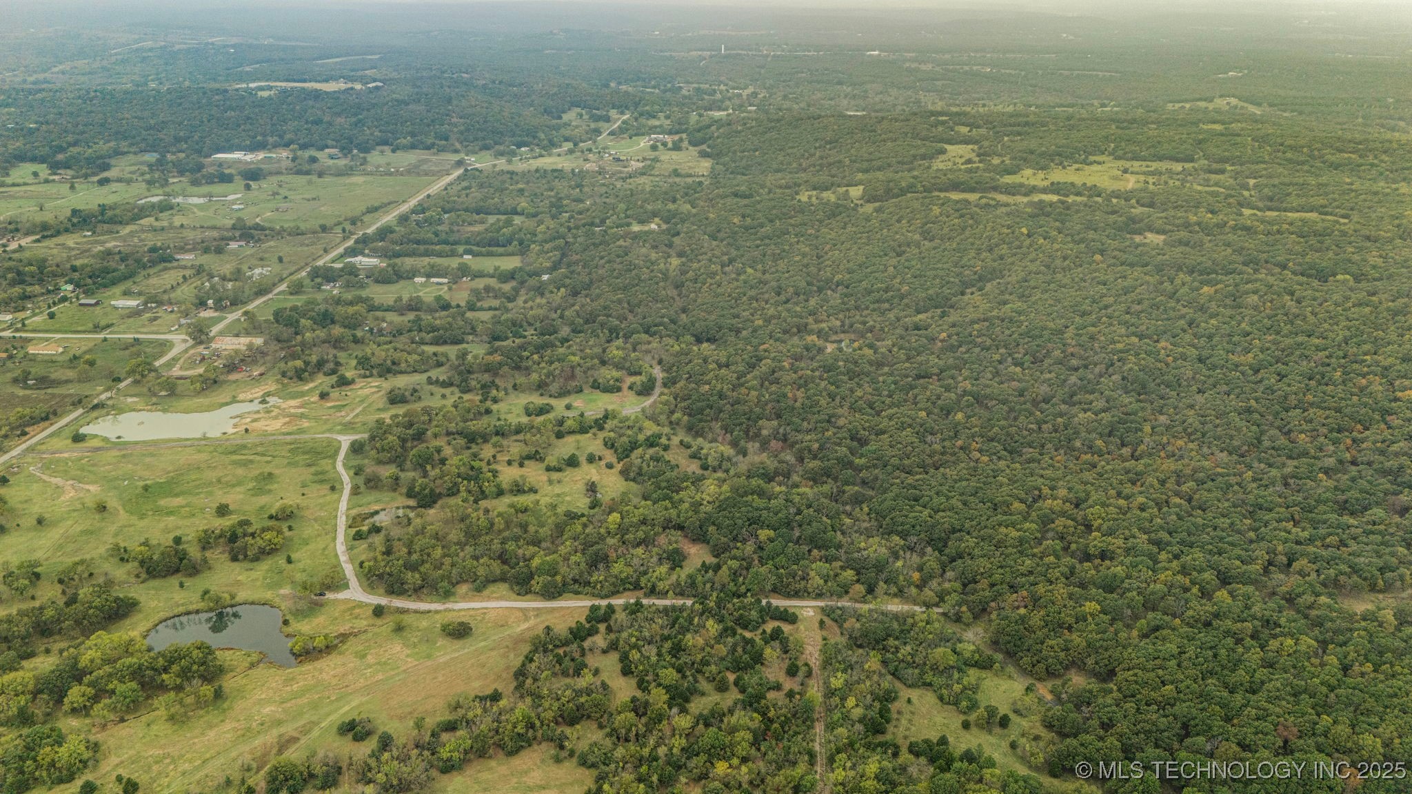 40 W 53rd Street North Property Photo 20