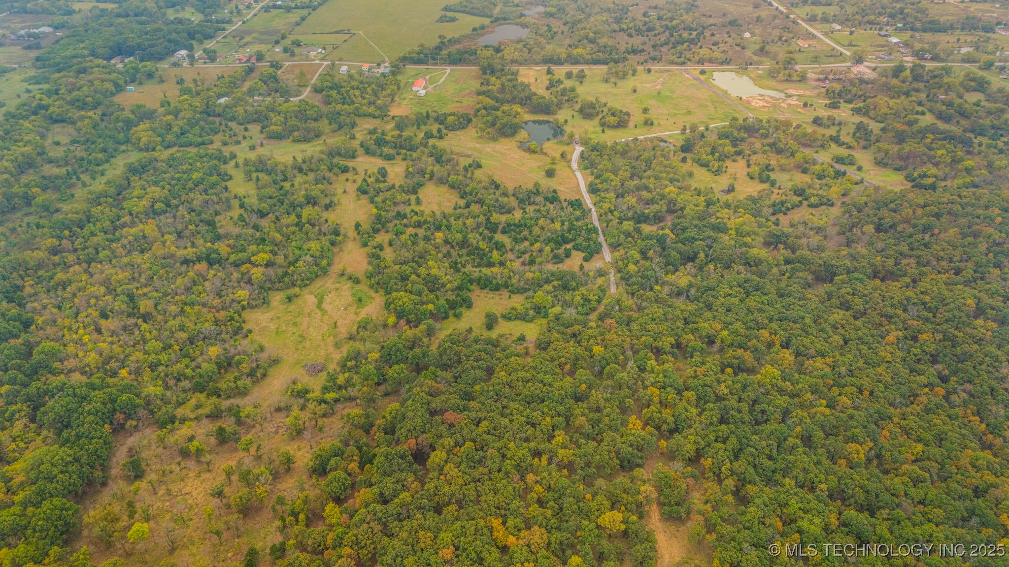 40 W 53rd Street North Property Photo 21