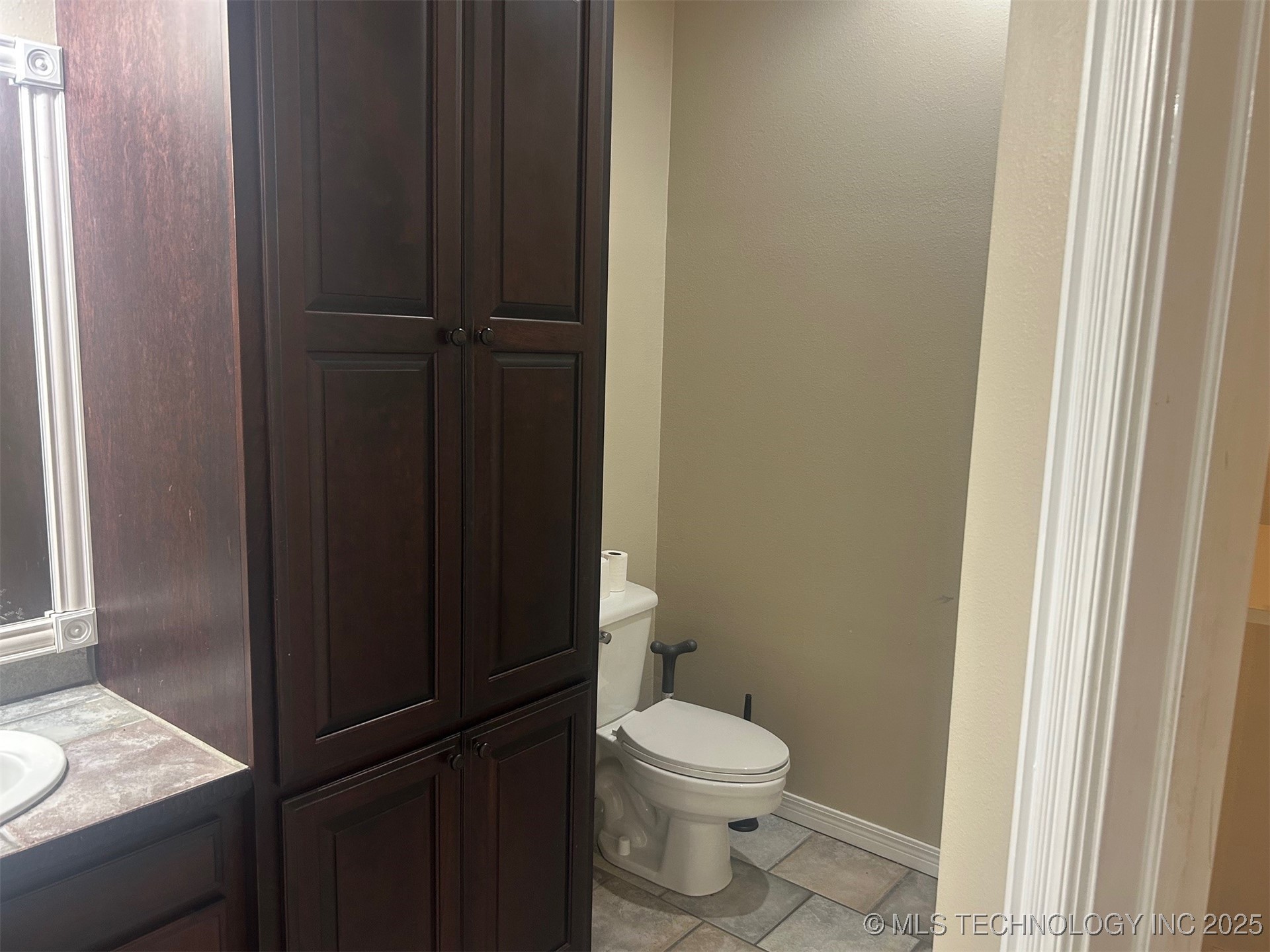 1104 Sw 22nd Street Property Photo 36