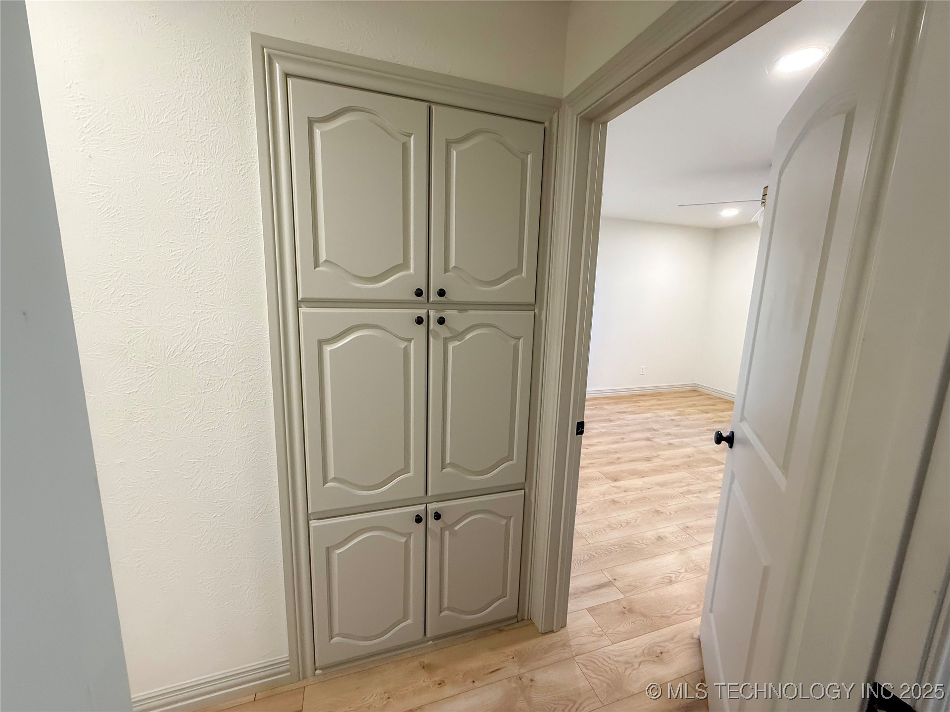 178182 N 3000 Road Property Photo 10