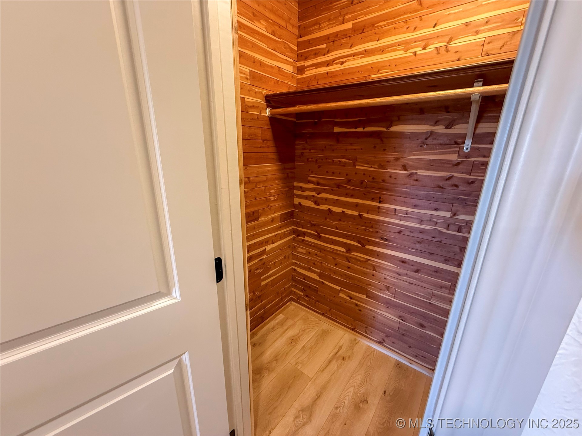 178182 N 3000 Road Property Photo 14