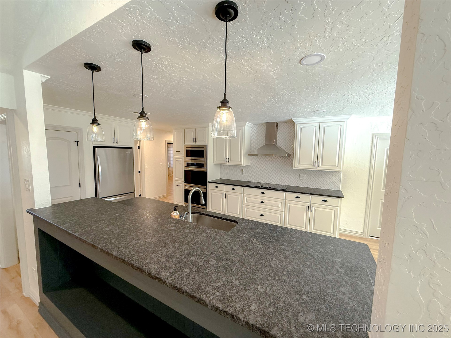 178182 N 3000 Road Property Photo 58