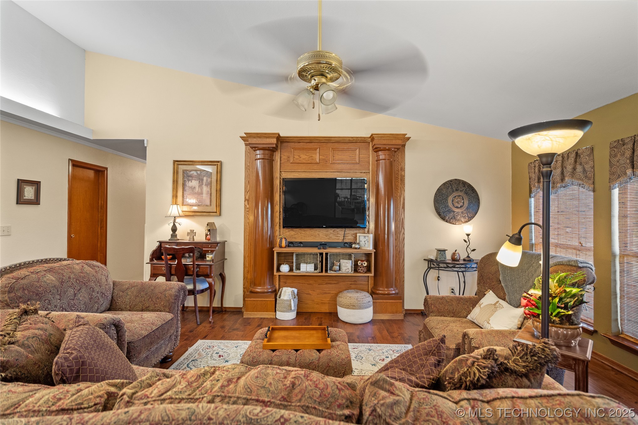 103 Lockwood Property Photo 9