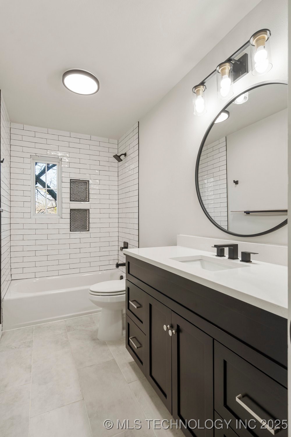 1717 W Newton Street Property Photo 30