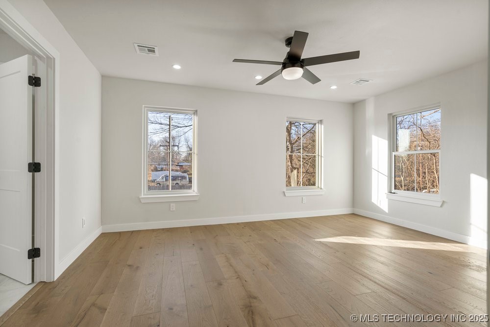 1717 W Newton Street Property Photo 32