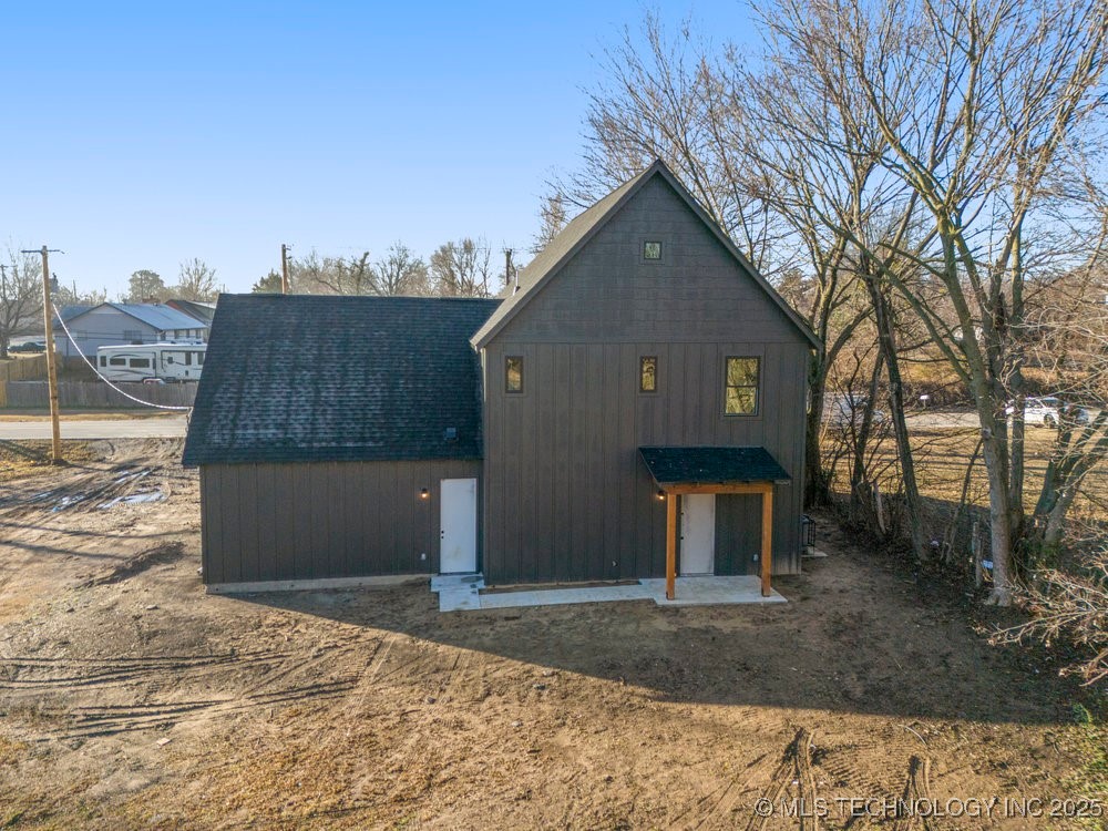 1717 W Newton Street Property Photo 43