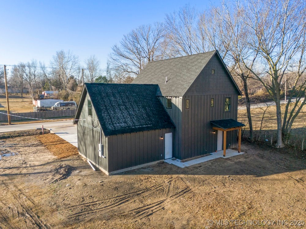 1717 W Newton Street Property Photo 44