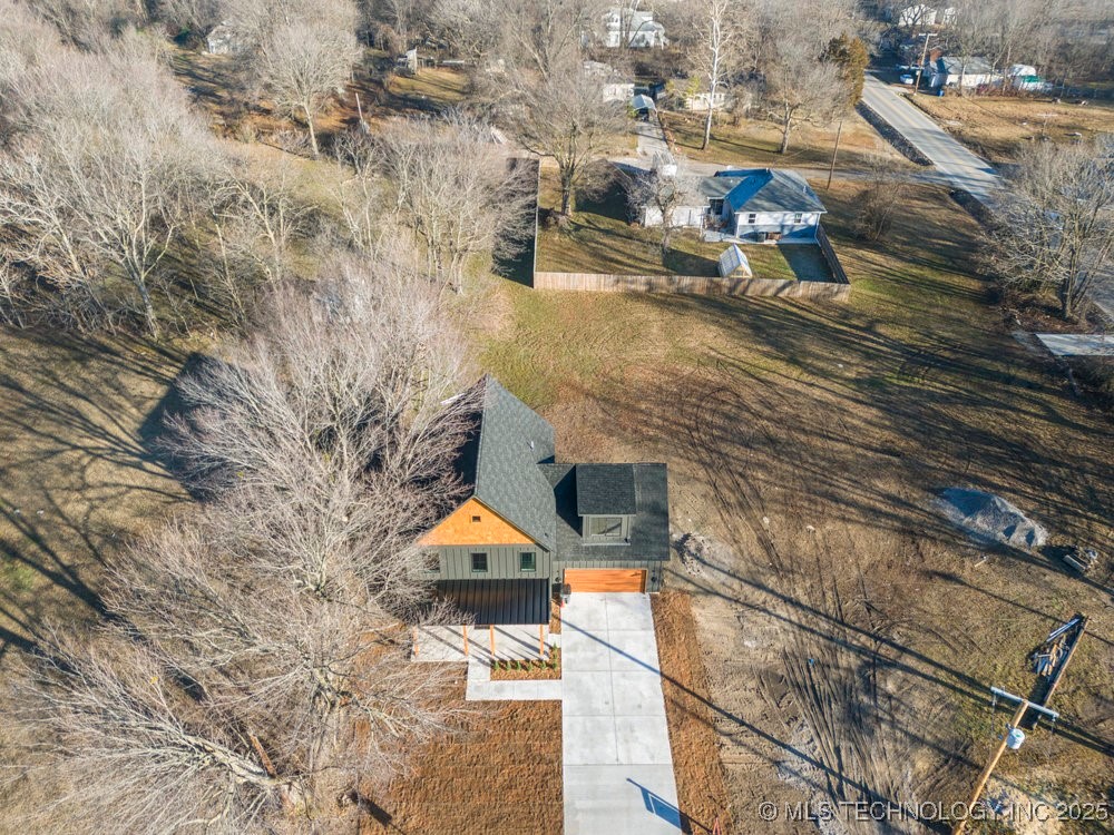 1717 W Newton Street Property Photo 47