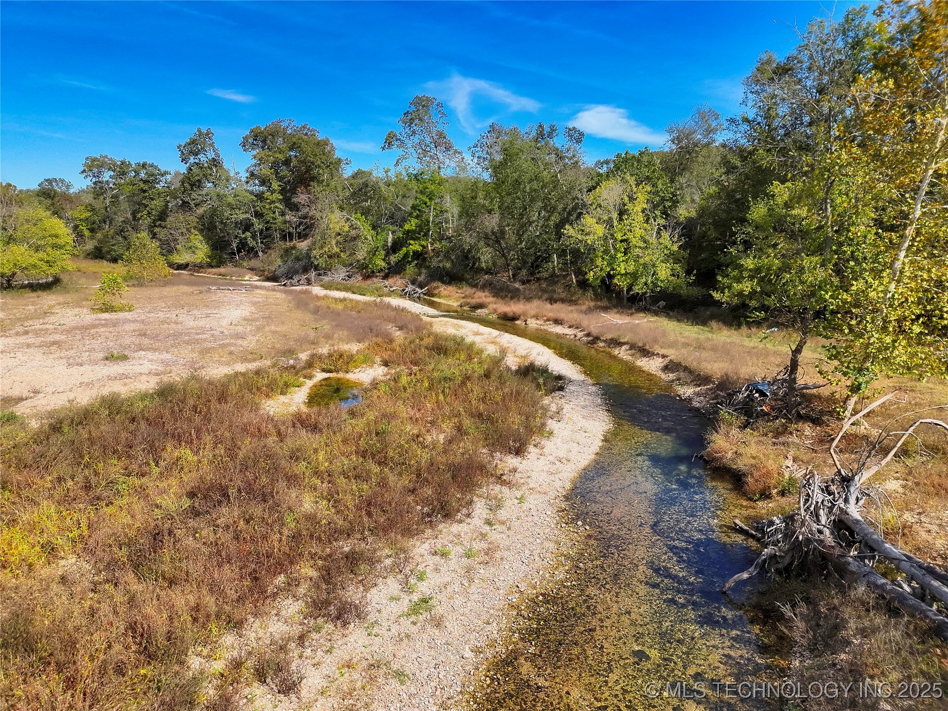 467875 Highway 62 Property Photo 3