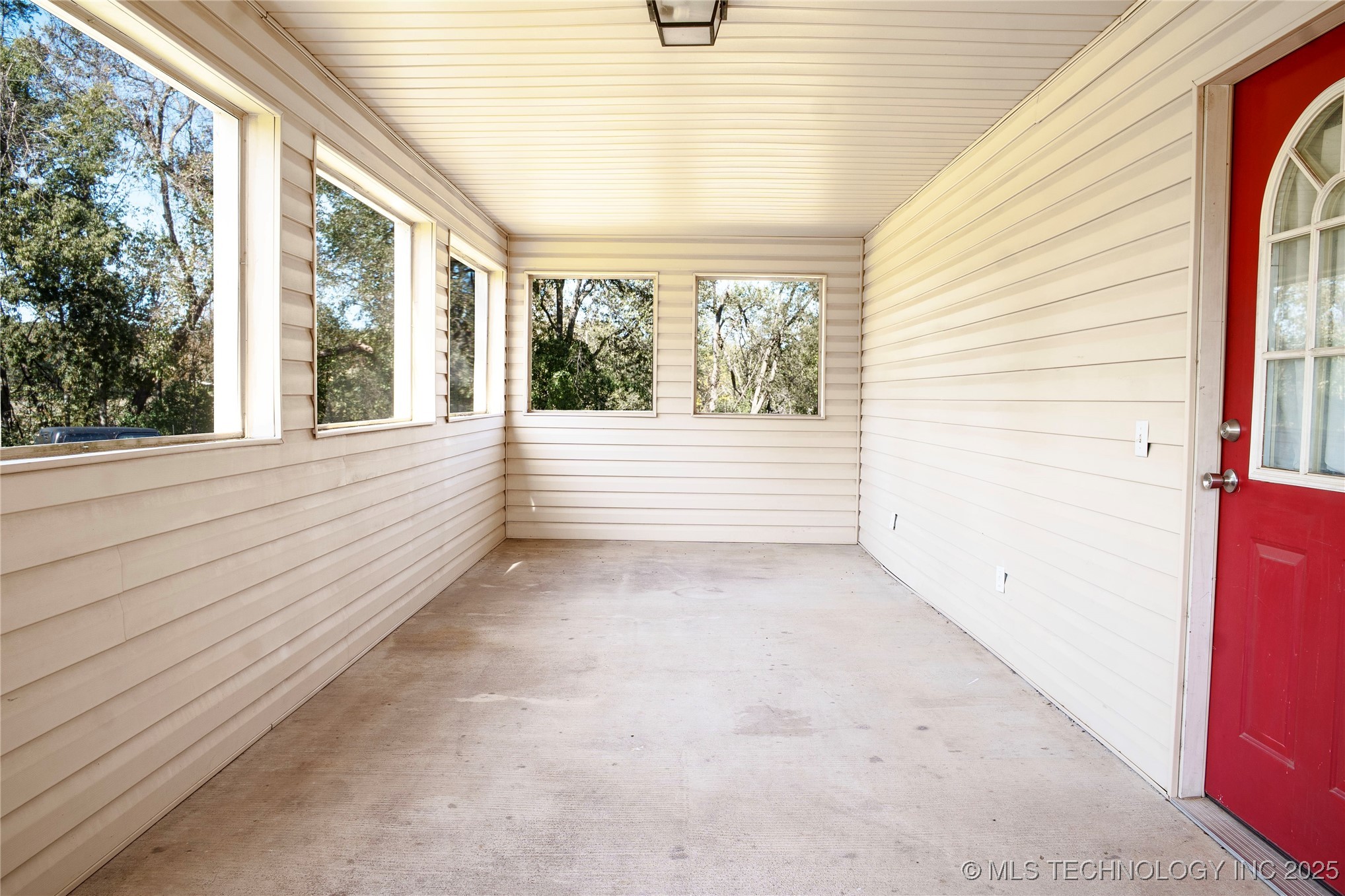 467875 Highway 62 Property Photo 17