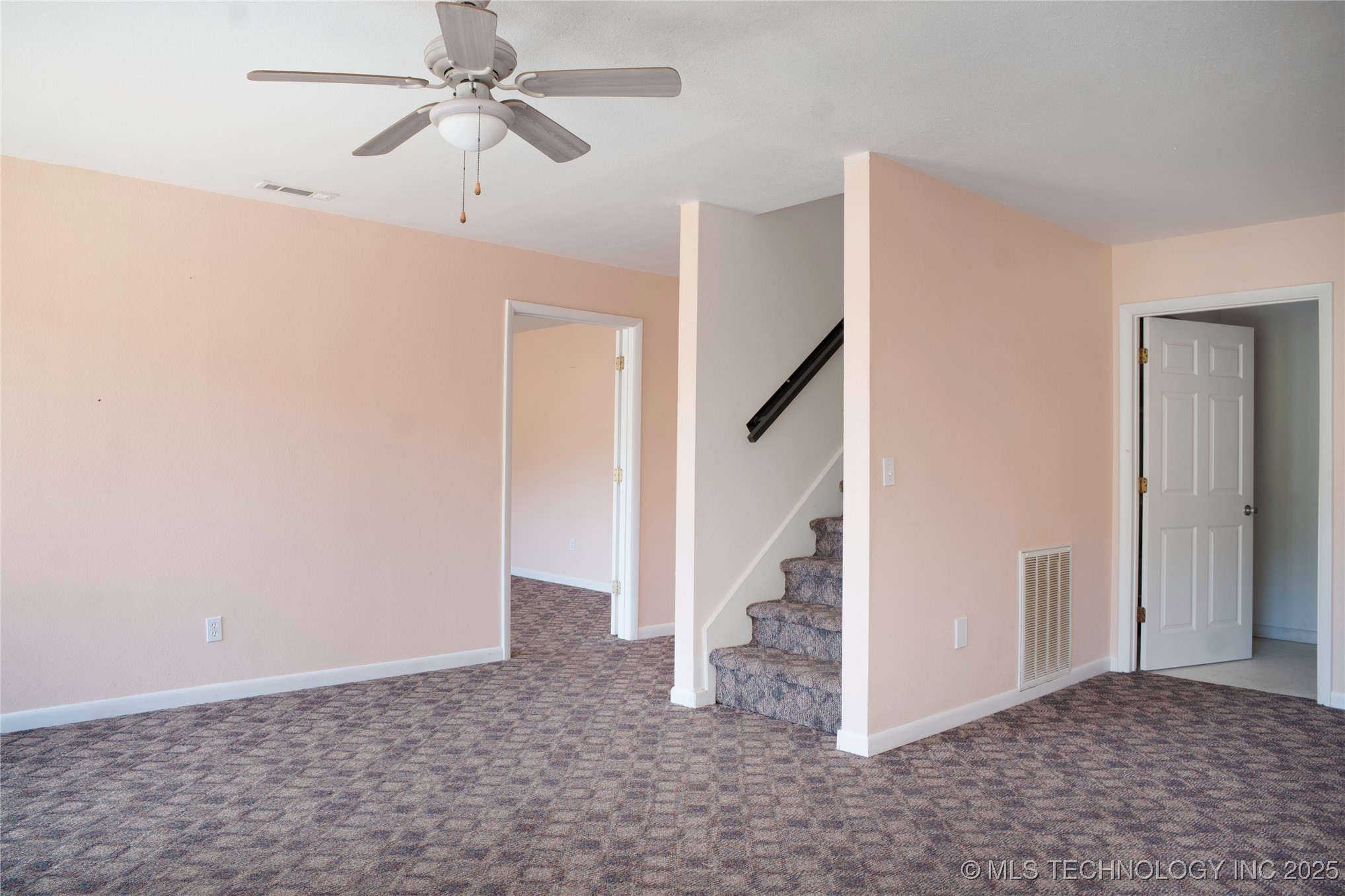 467875 Highway 62 Property Photo 25