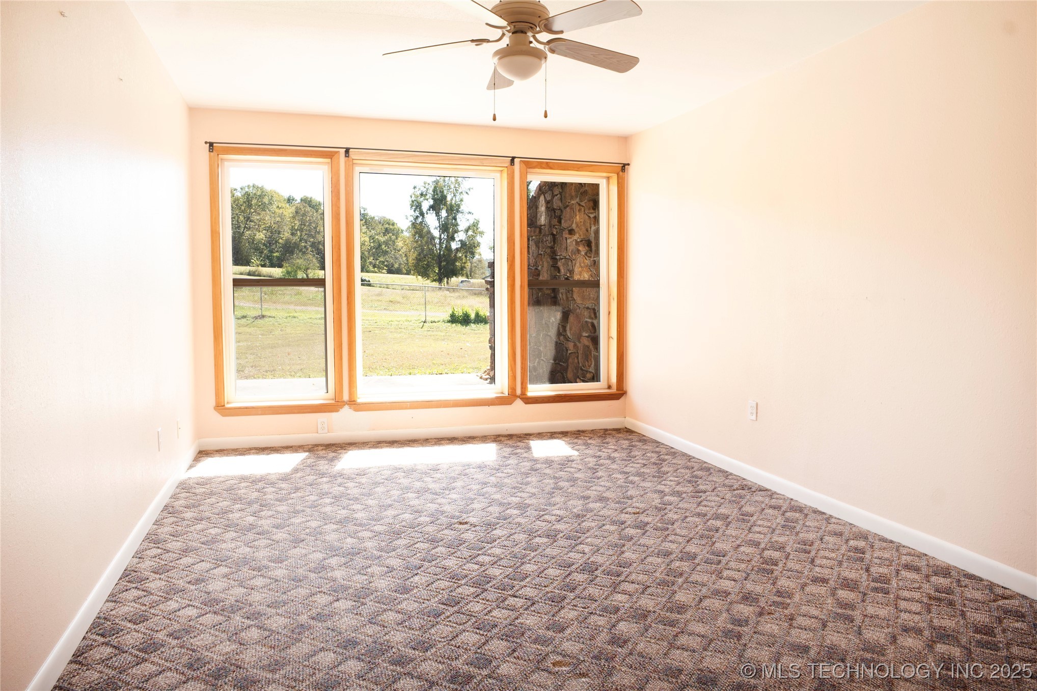 467875 Highway 62 Property Photo 27