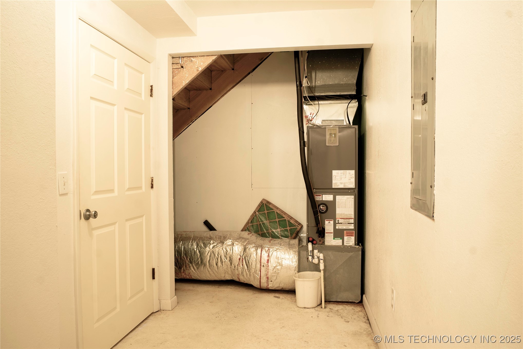 467875 Highway 62 Property Photo 34