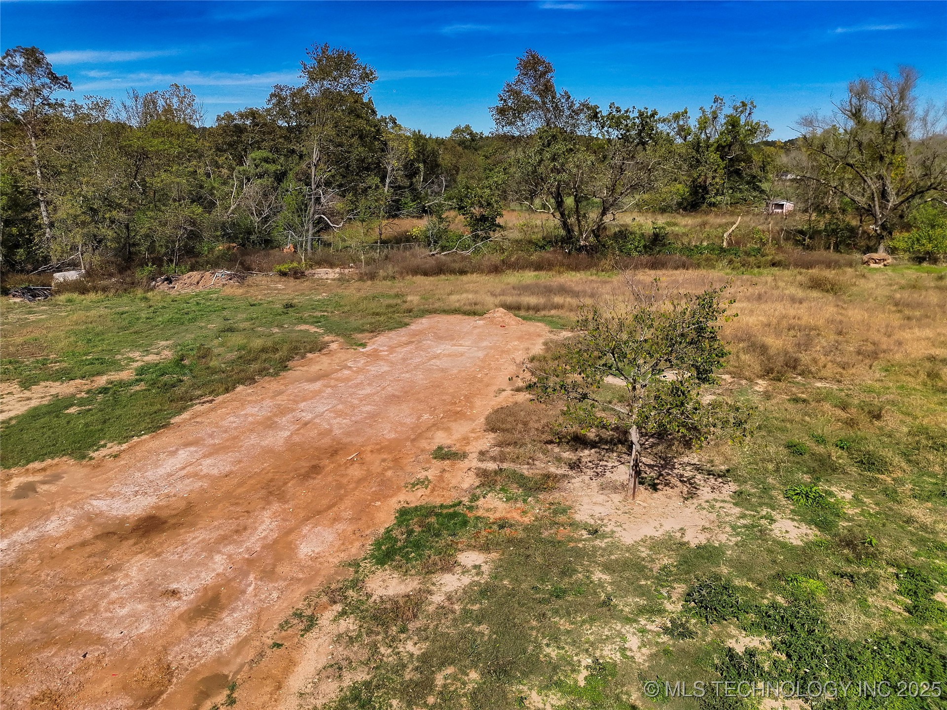 467875 Highway 62 Property Photo 45