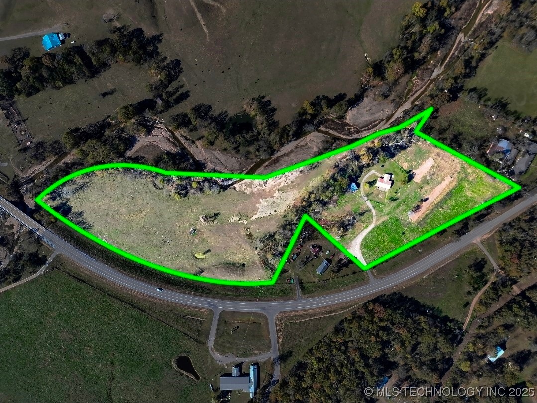 467875 Highway 62 Property Photo 50