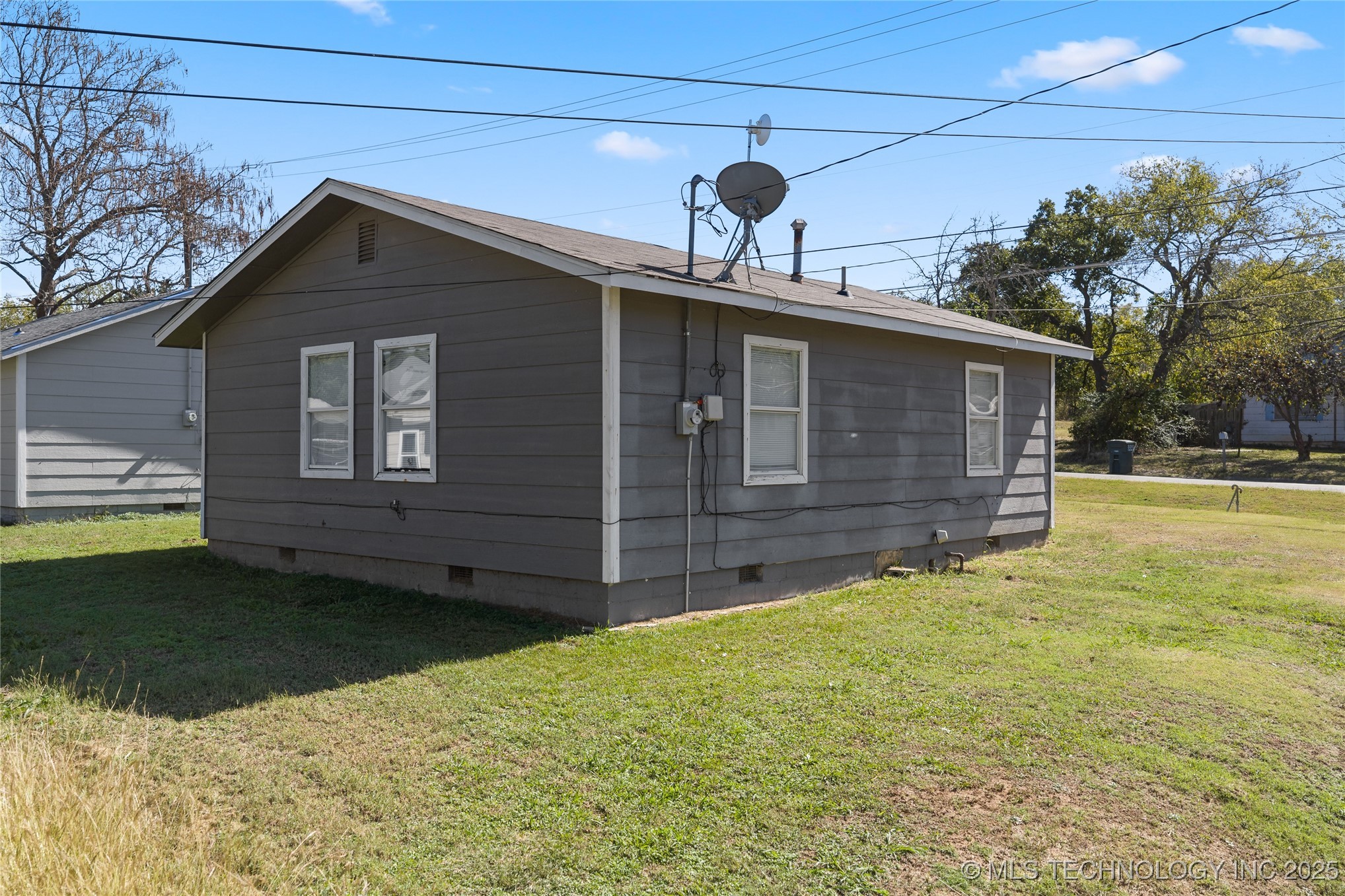 2394 Texas Street Property Photo 4