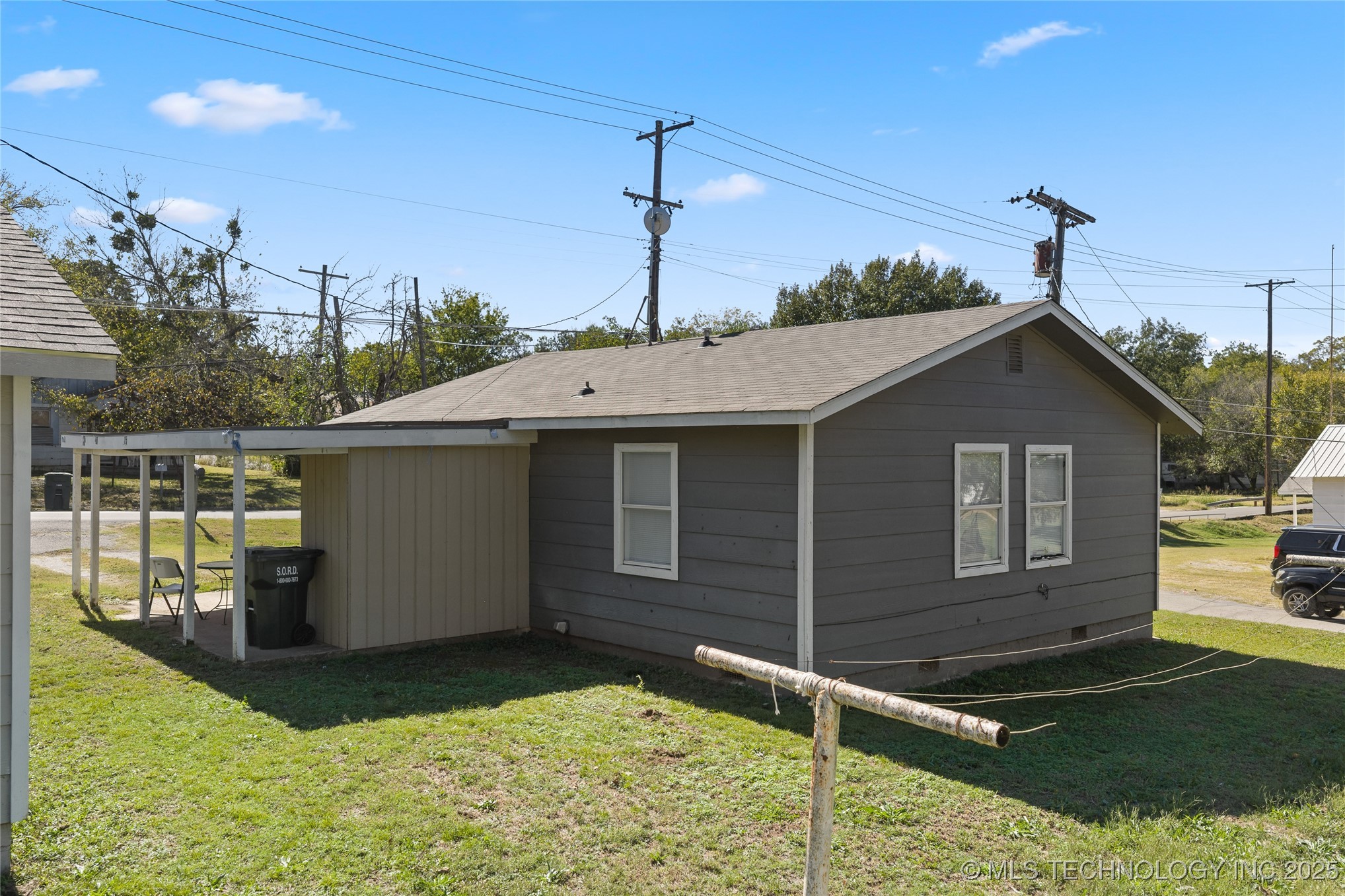 2394 Texas Street Property Photo 5