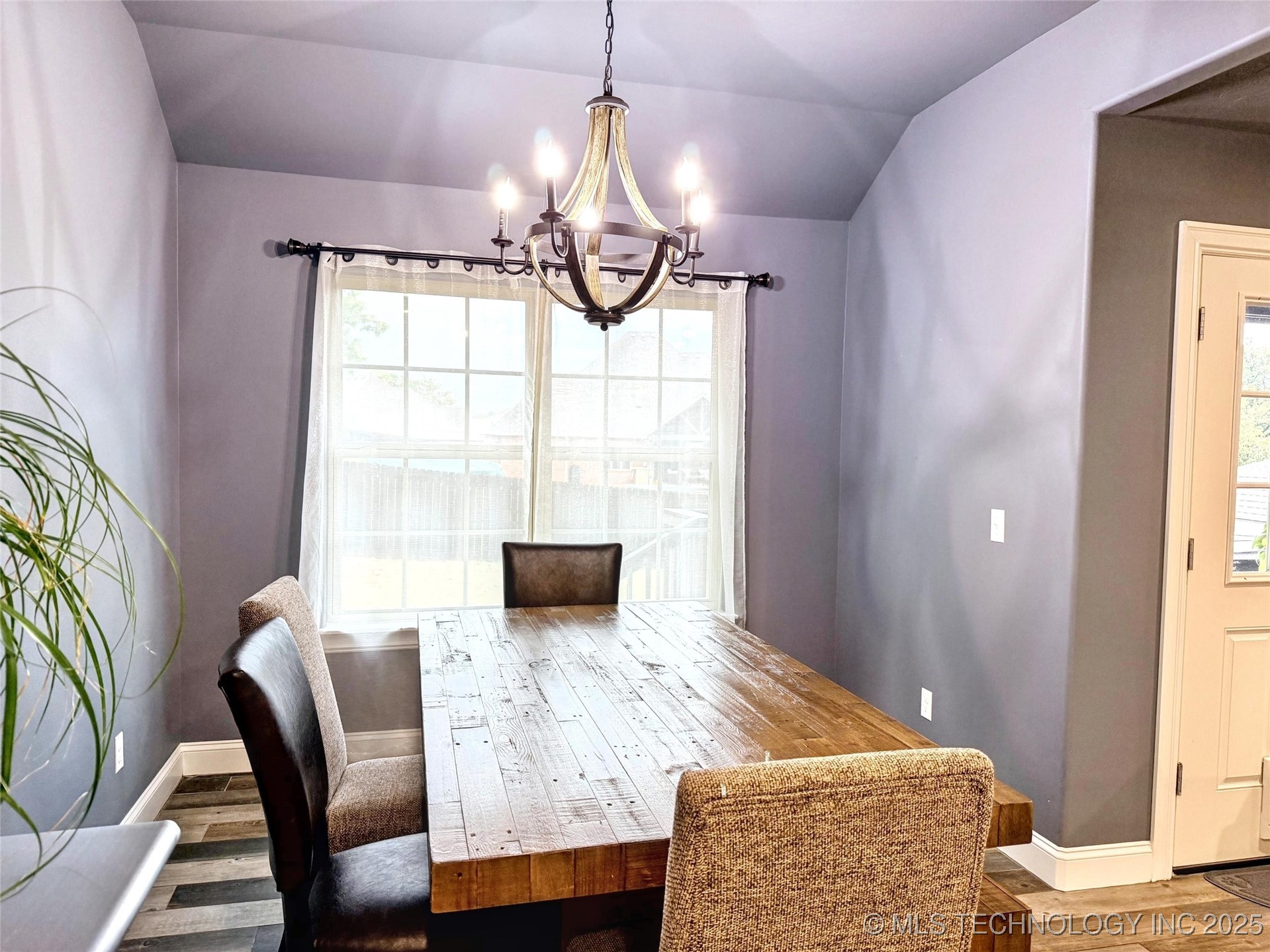 4236 Highland Drive Property Photo 9