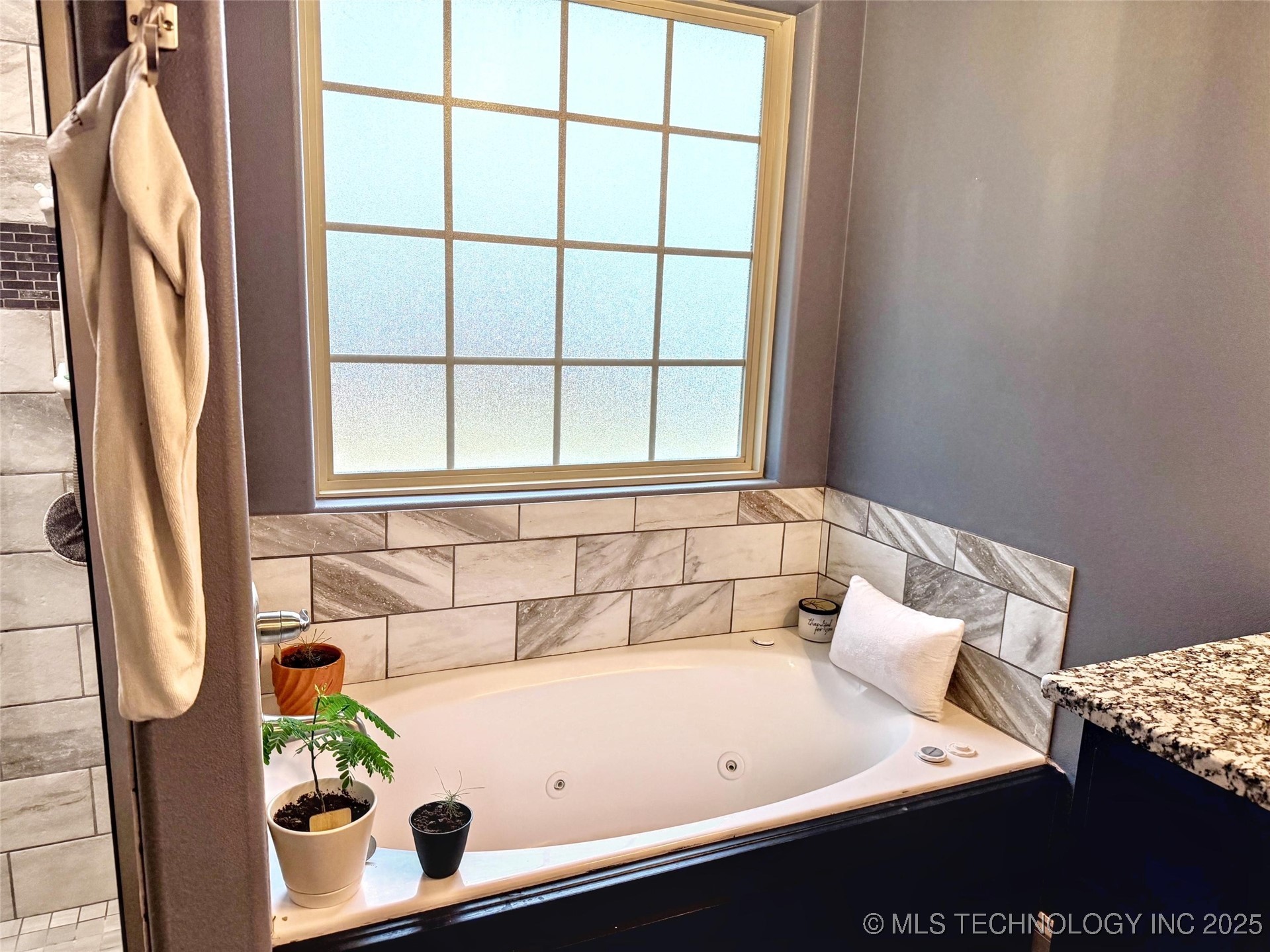 4236 Highland Drive Property Photo 16