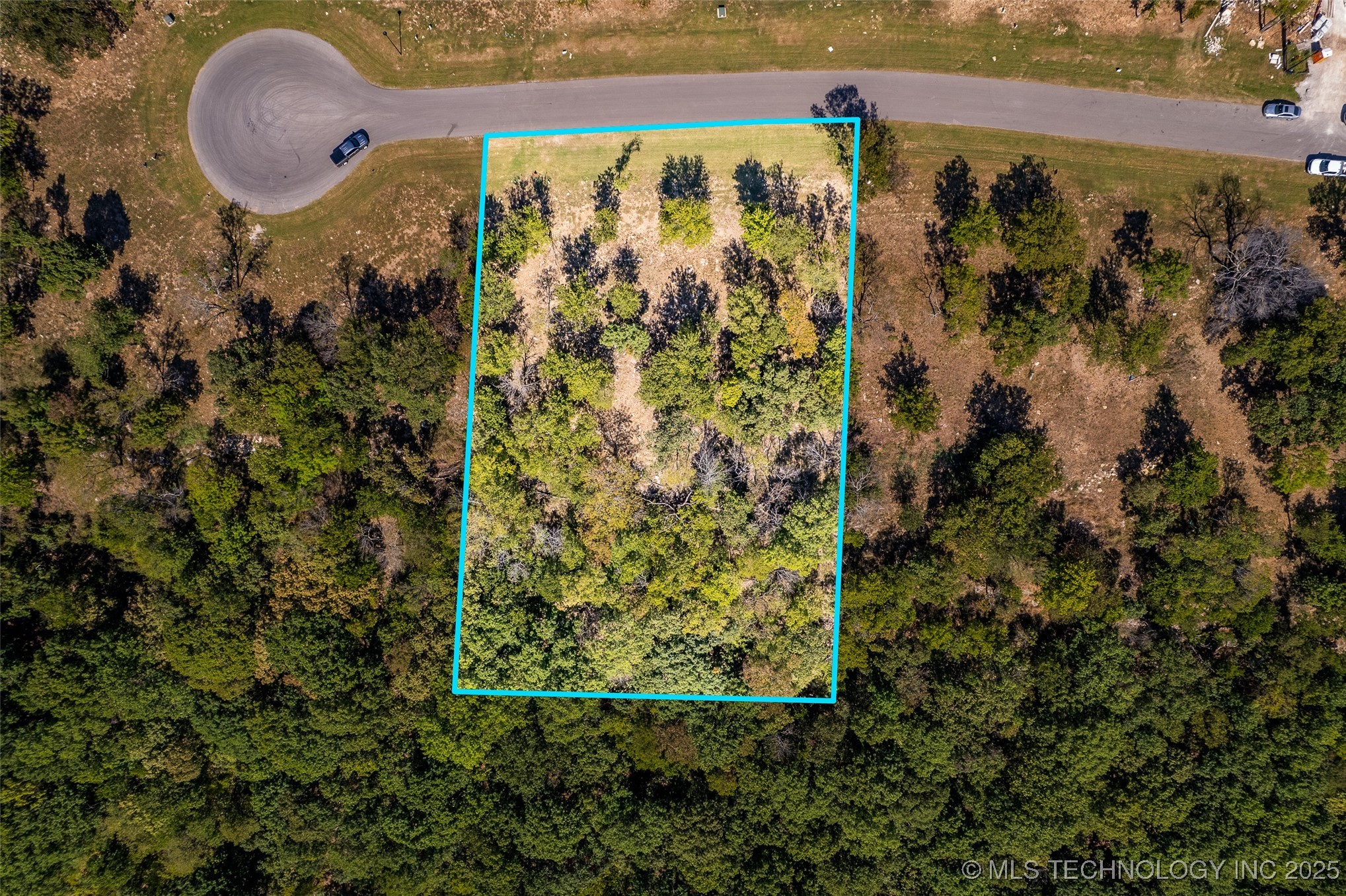 5865 N Eagle Road Property Photo 2