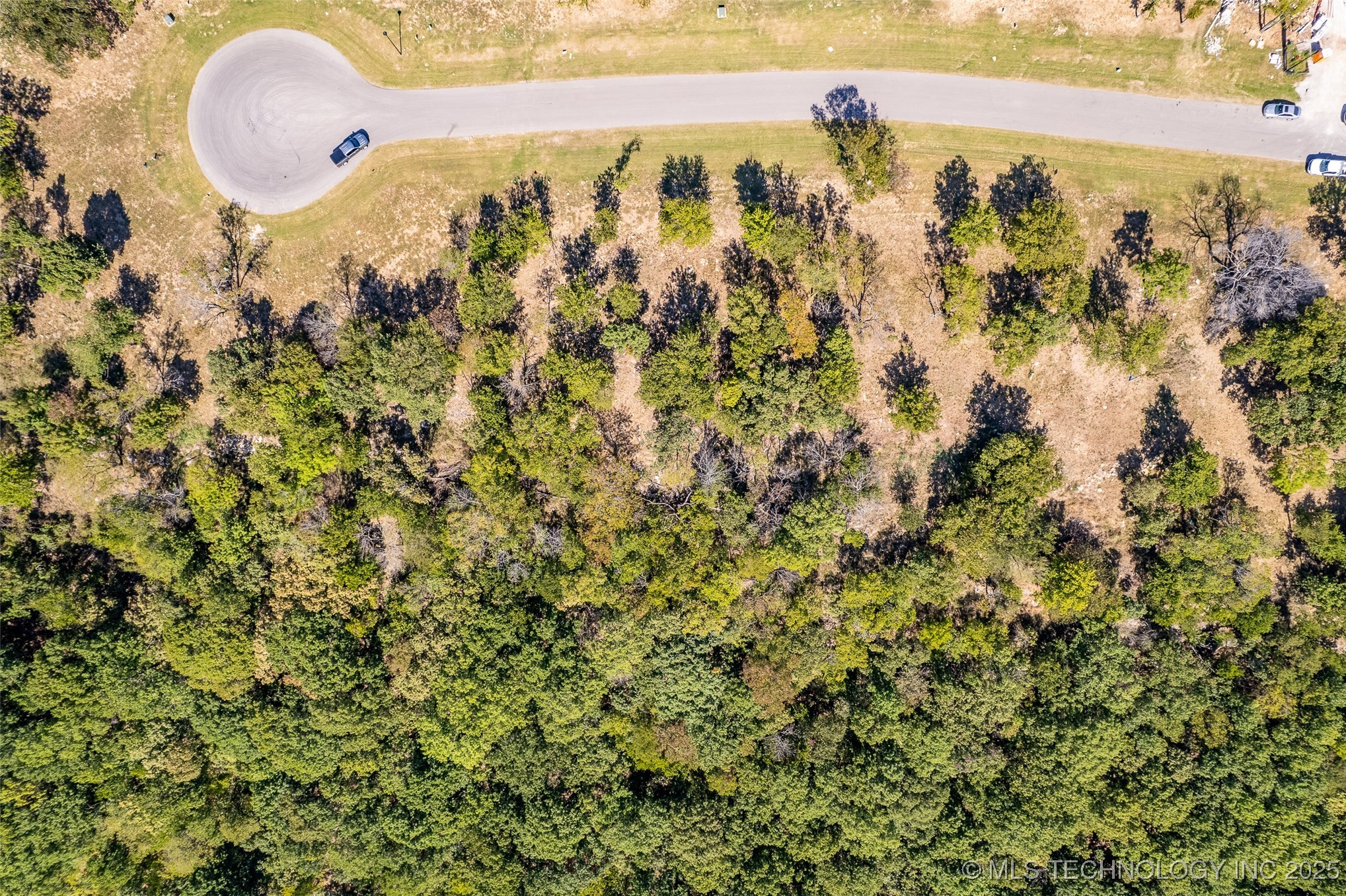 5865 N Eagle Road Property Photo 11