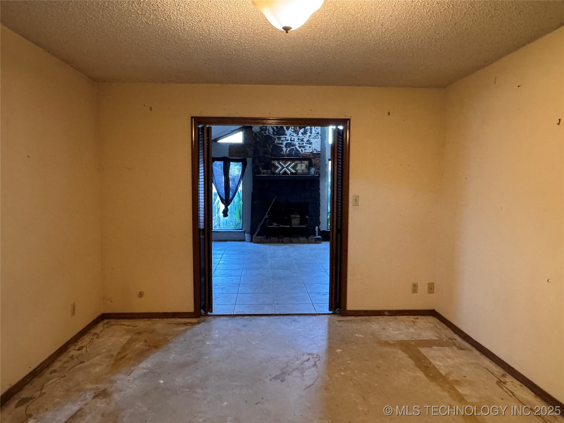 6109 E 91st Place Property Photo 12