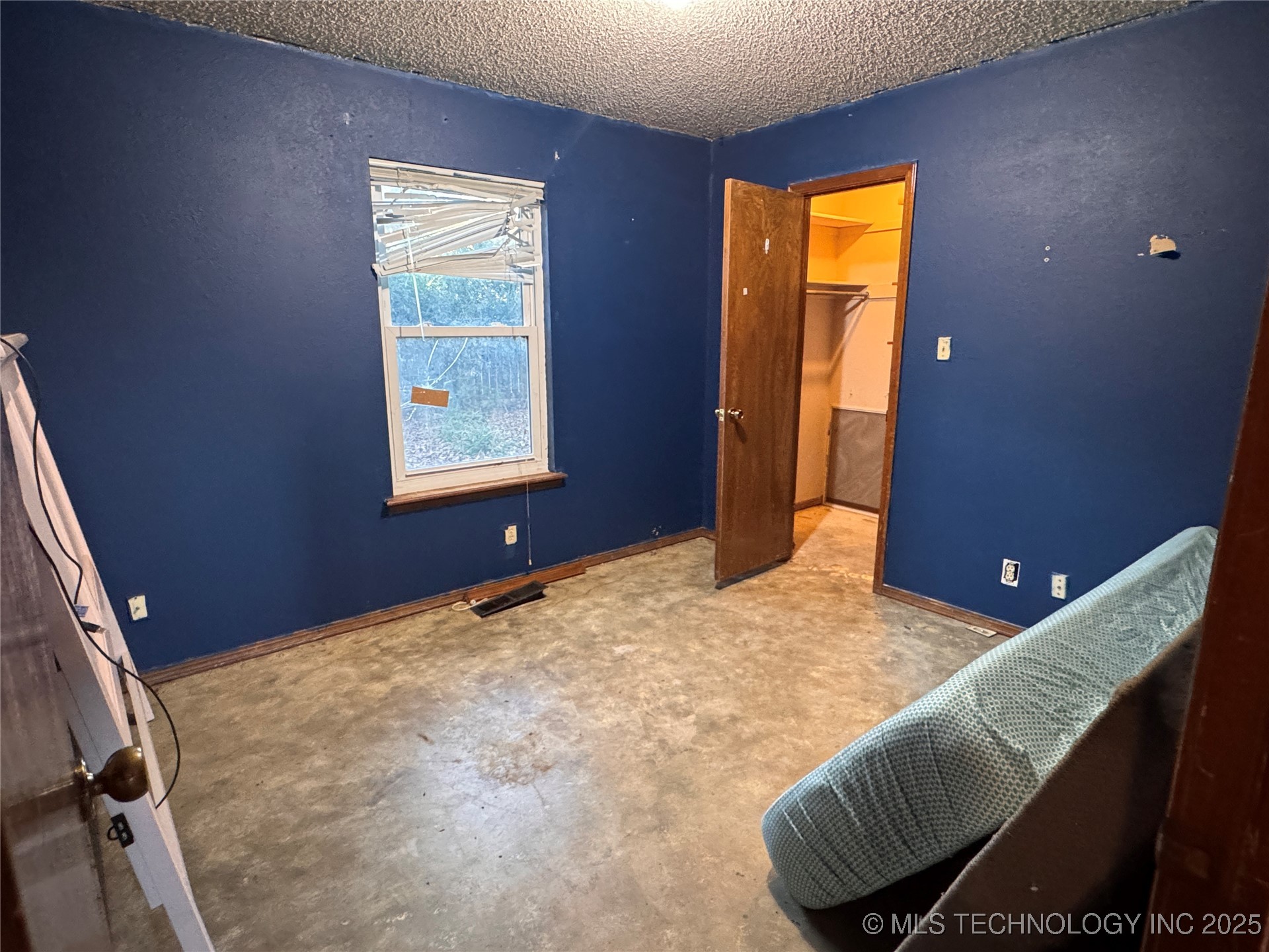 6109 E 91st Place Property Photo 13