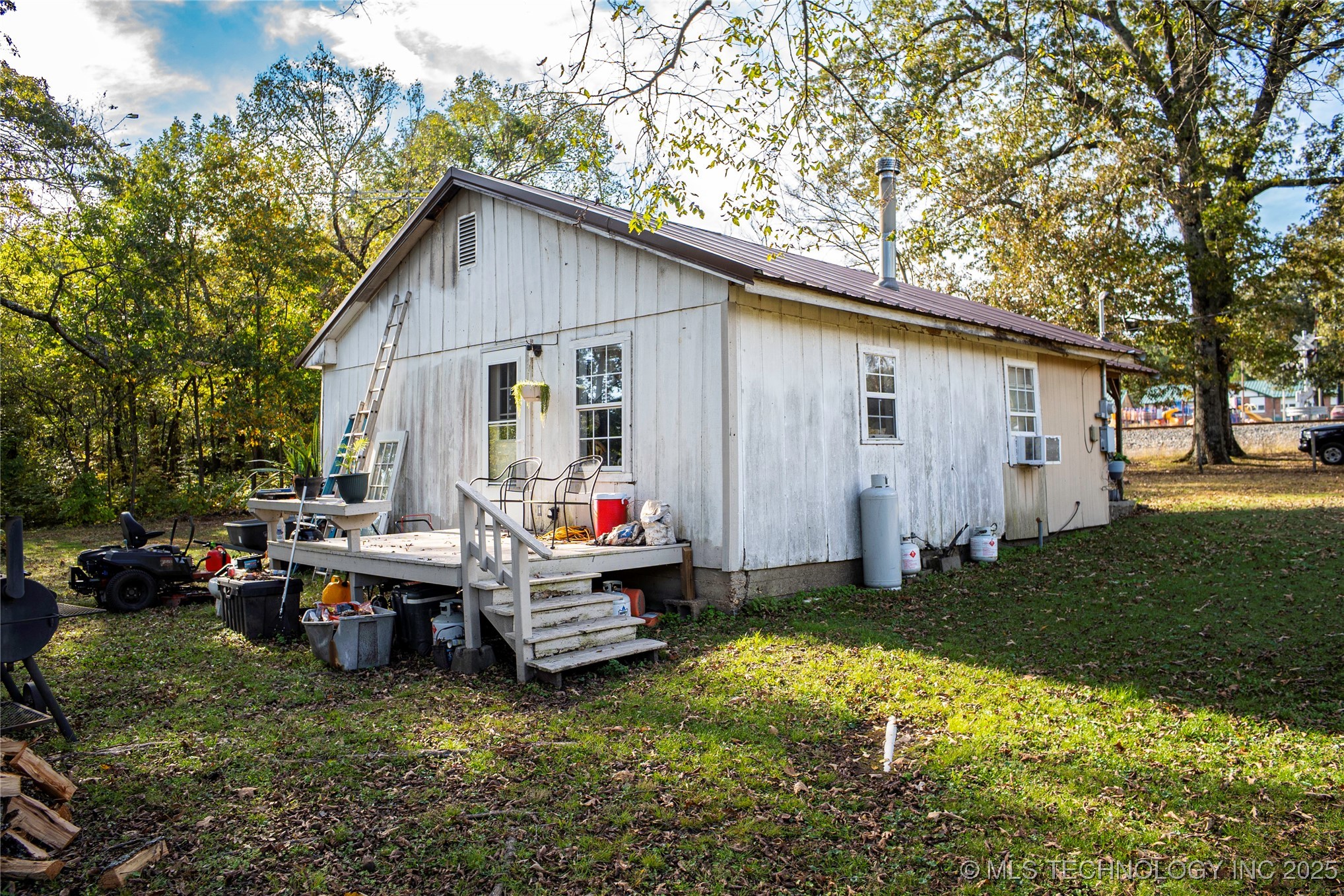 464220 E 888 Road Property Photo 10