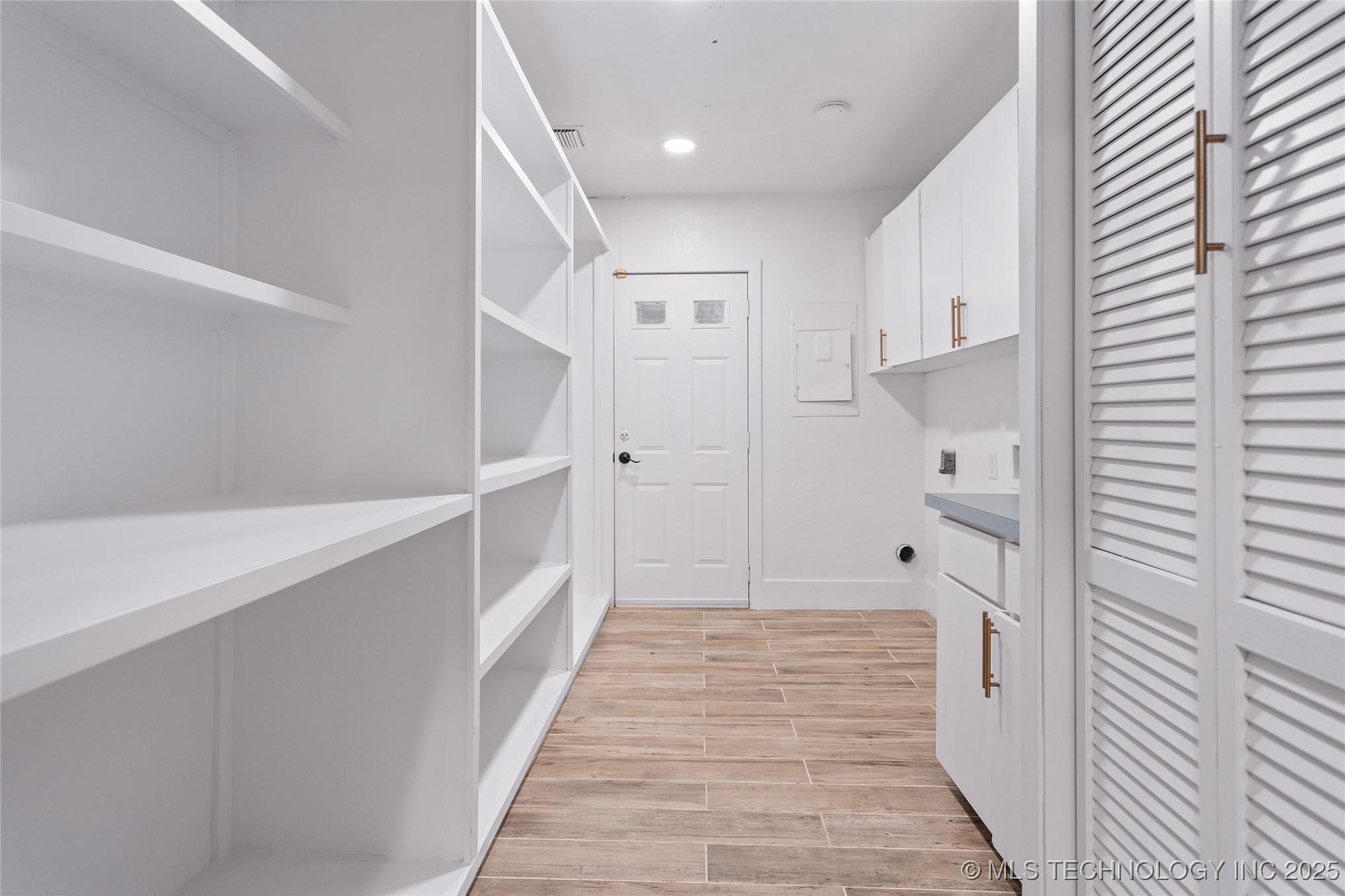 1317 3rd Avenue Sw Property Photo 8