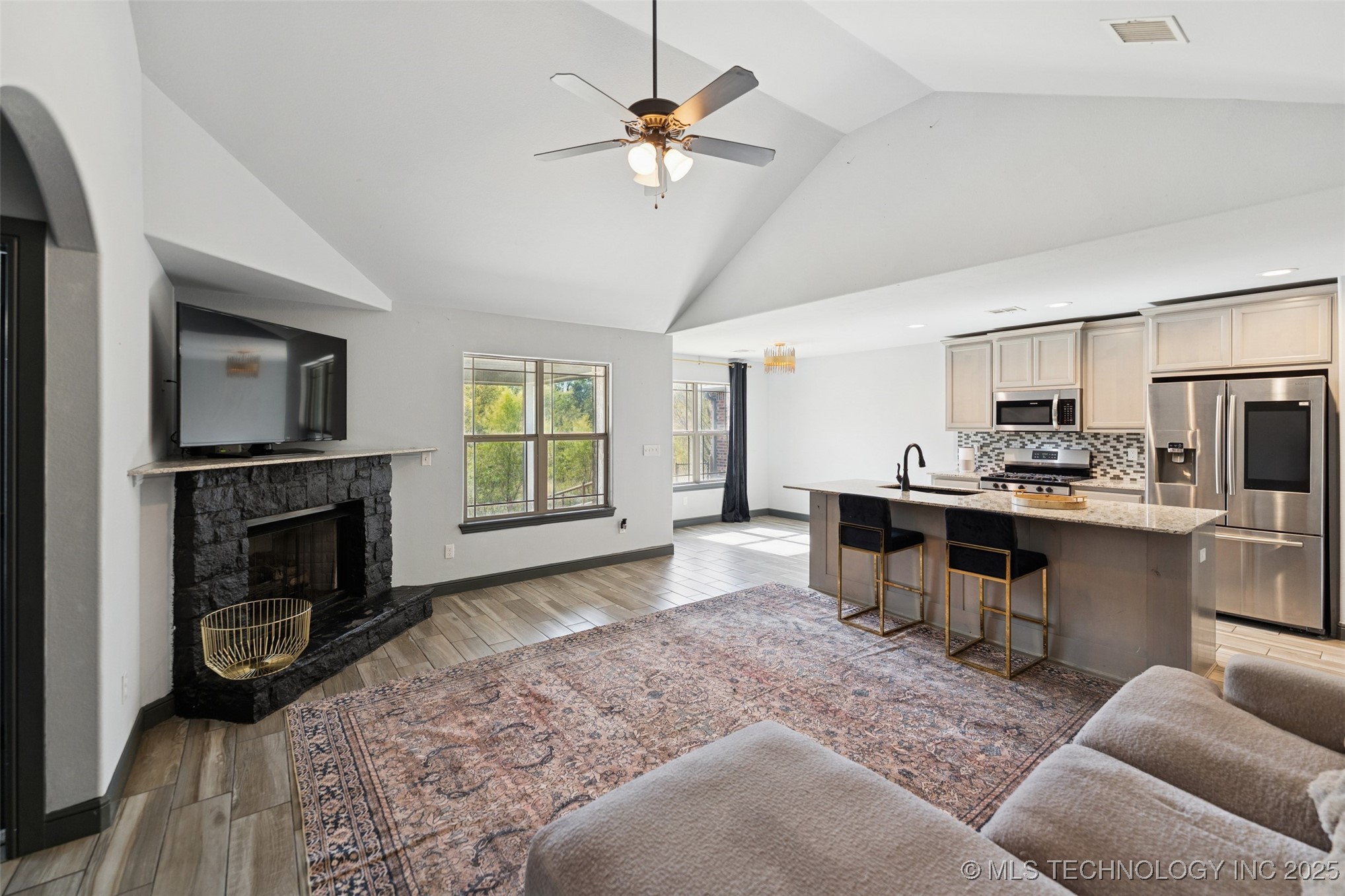 26822 E 143rd Street S Property Photo 3