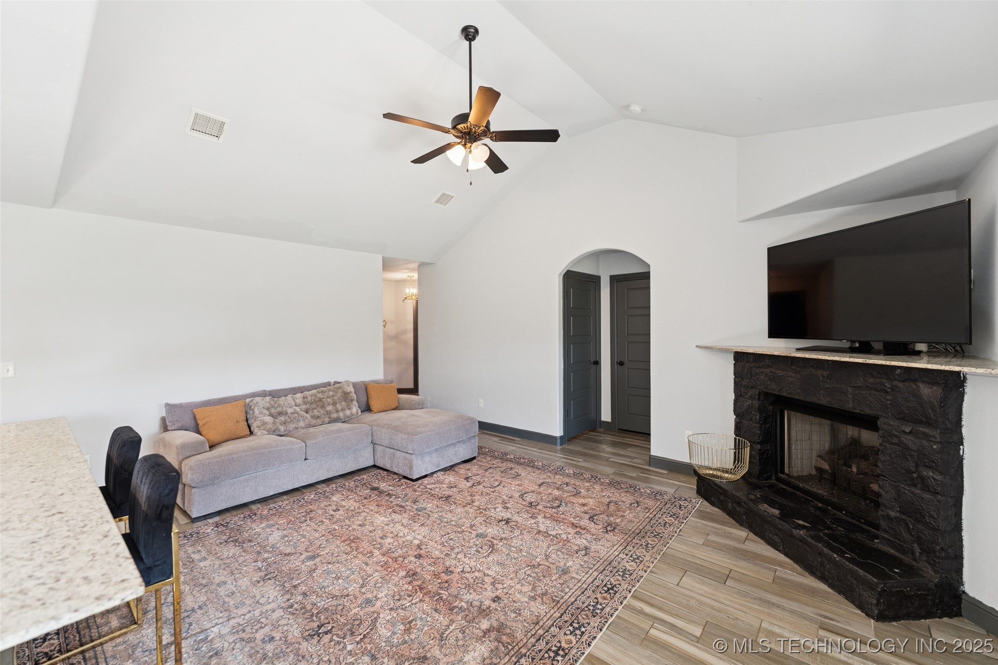 26822 E 143rd Street S Property Photo 4