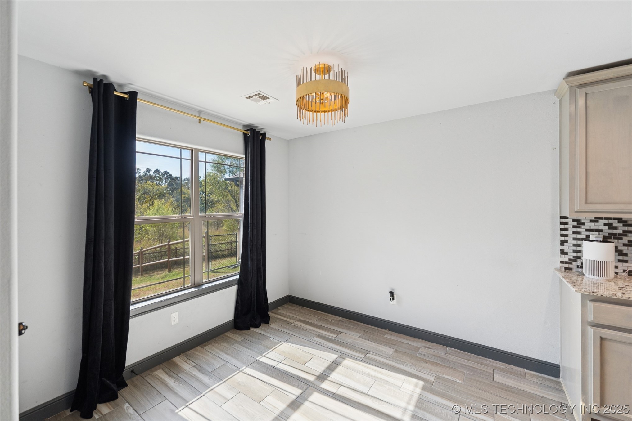 26822 E 143rd Street S Property Photo 17