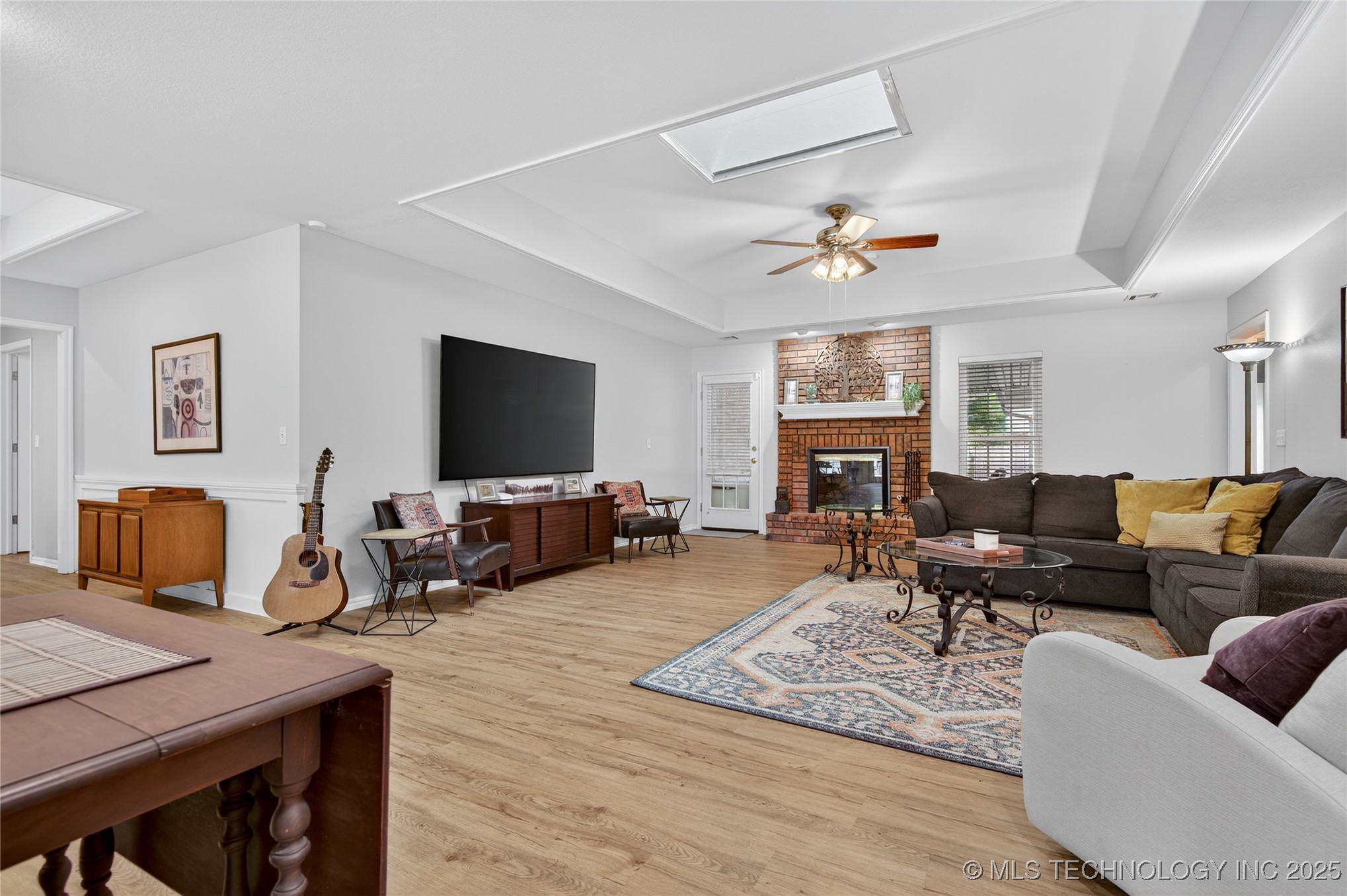 1935 Putnam Drive Property Photo 2