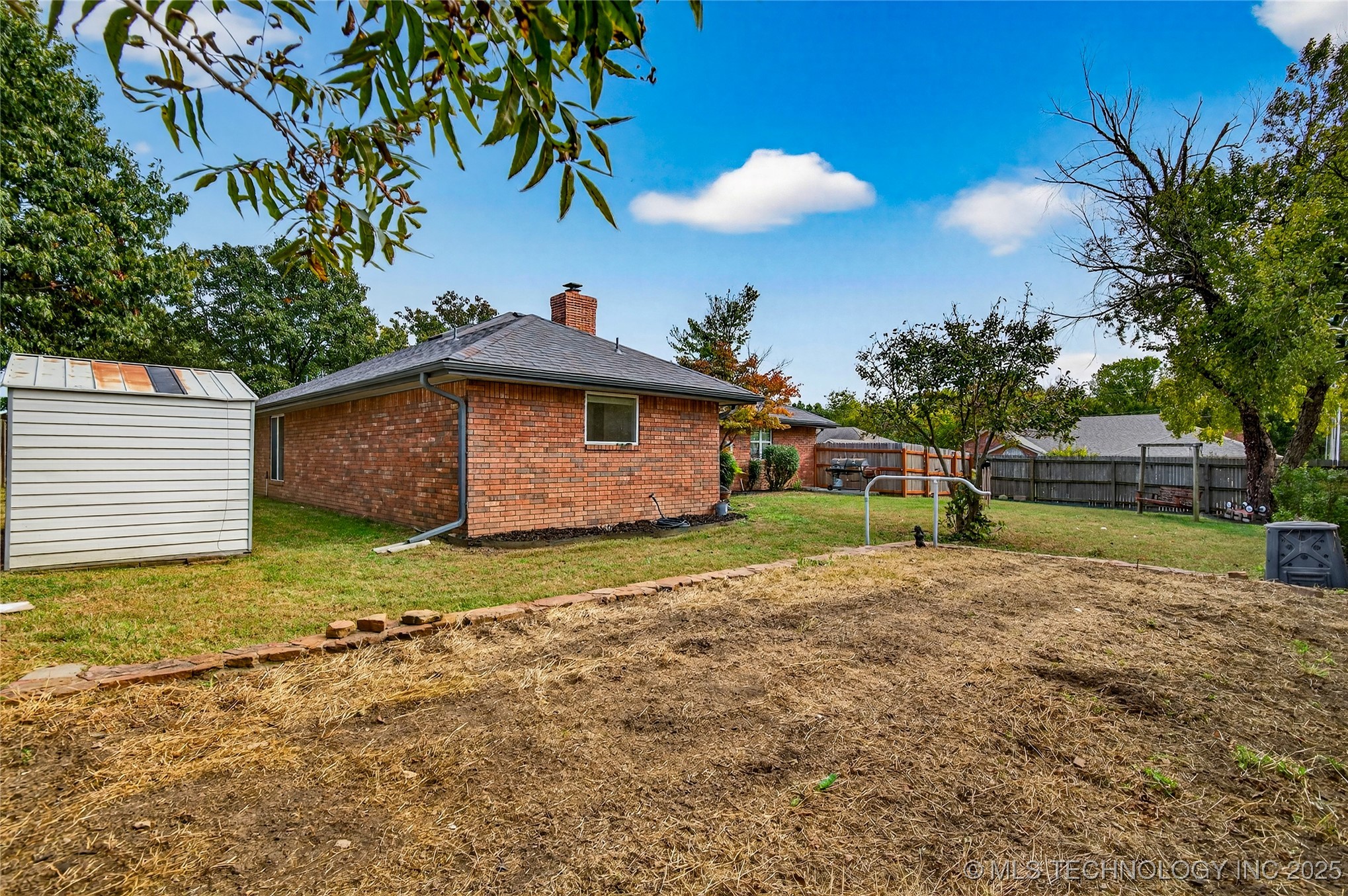 1935 Putnam Drive Property Photo 28