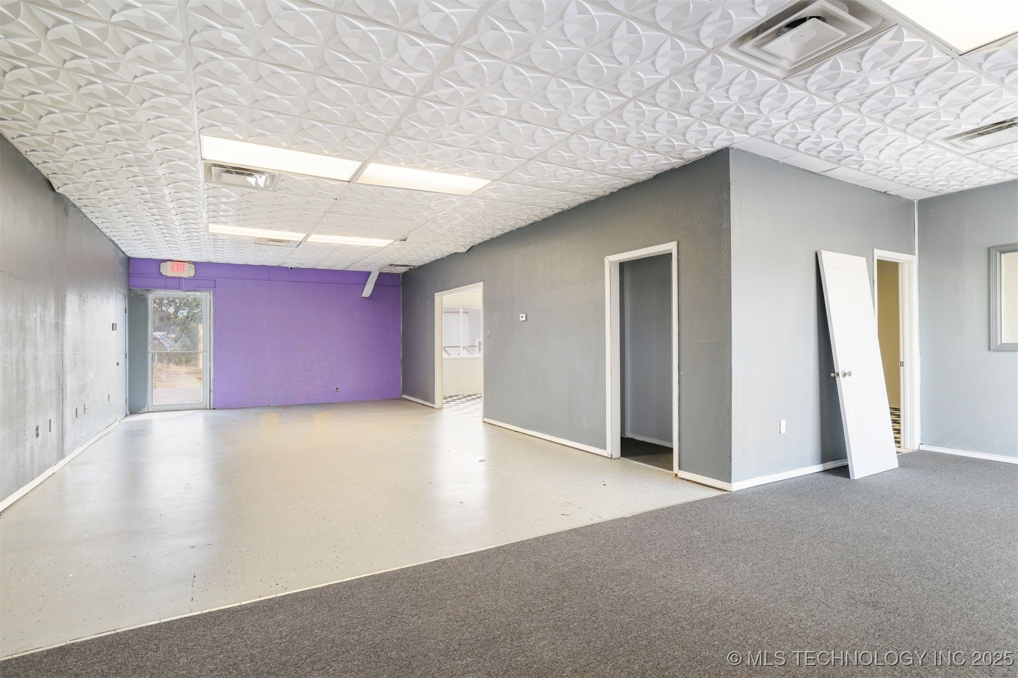 3315 W Main Property Photo 4