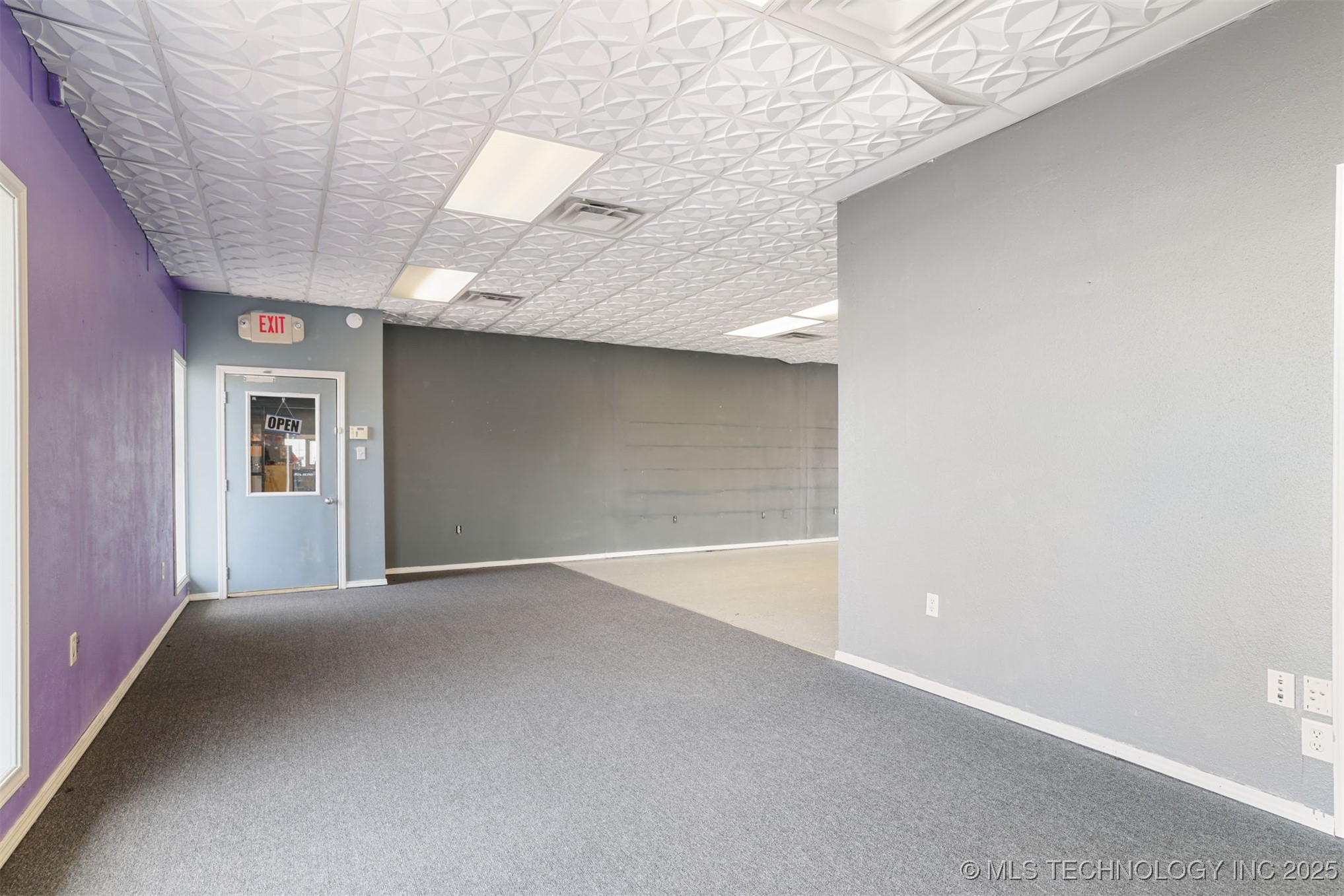 3315 W Main Property Photo 6