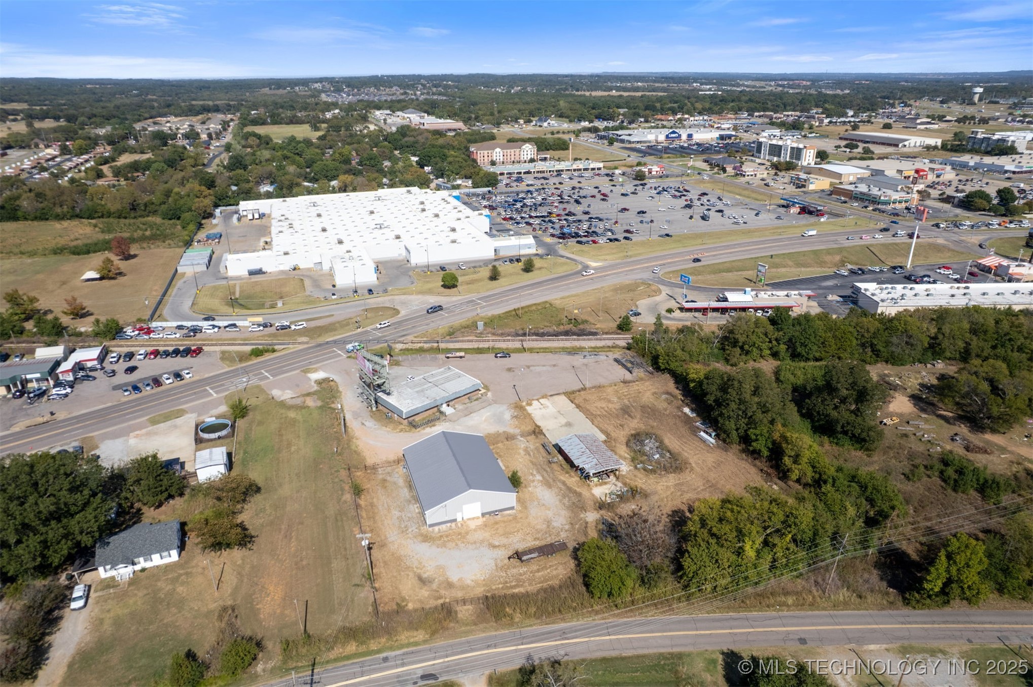 3315 W Main Property Photo 19