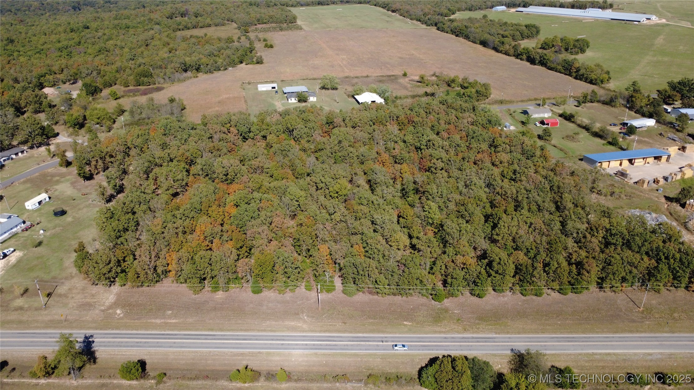 461685 E 770 Road Property Photo 7