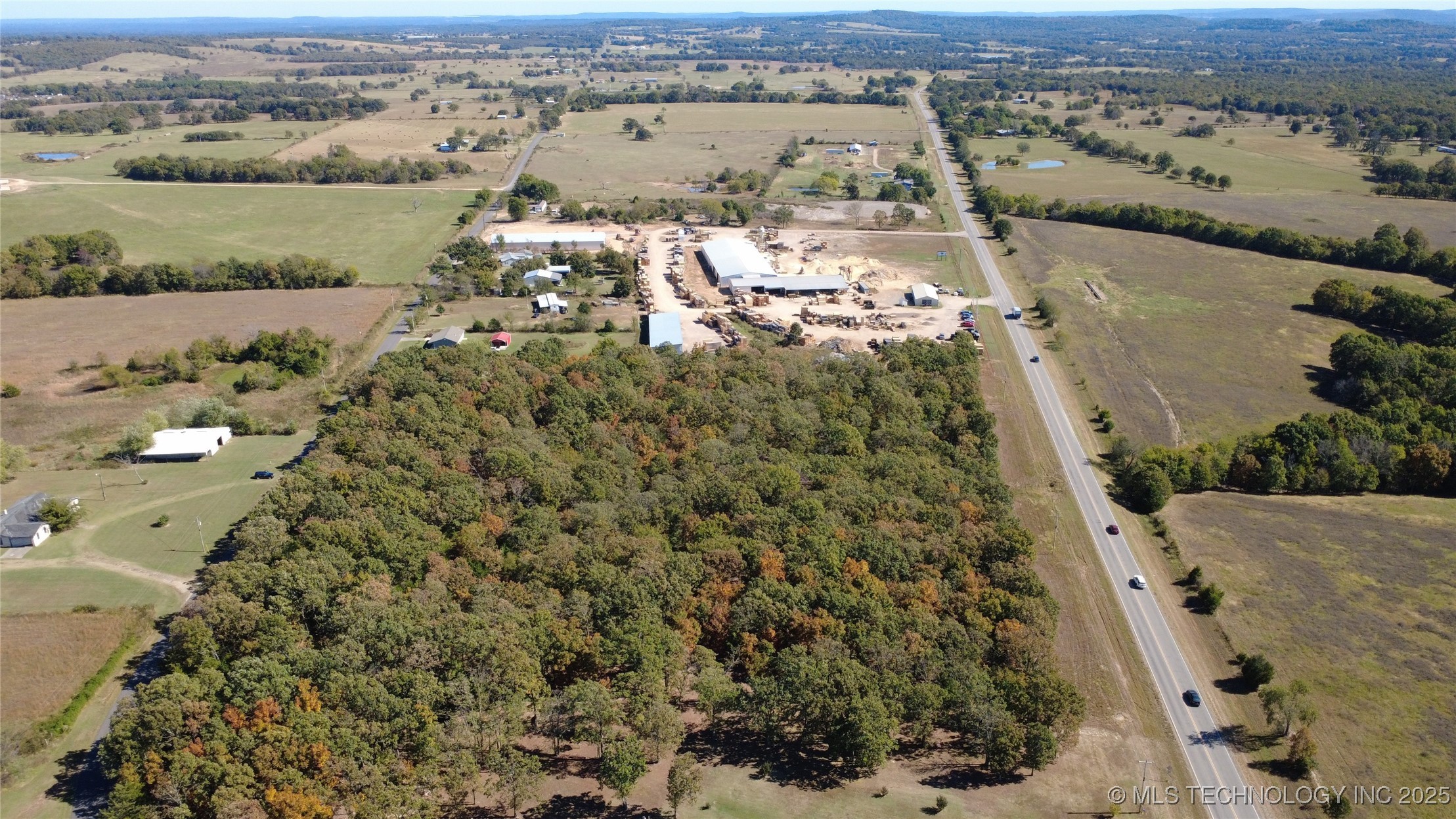 461685 E 770 Road Property Photo 8