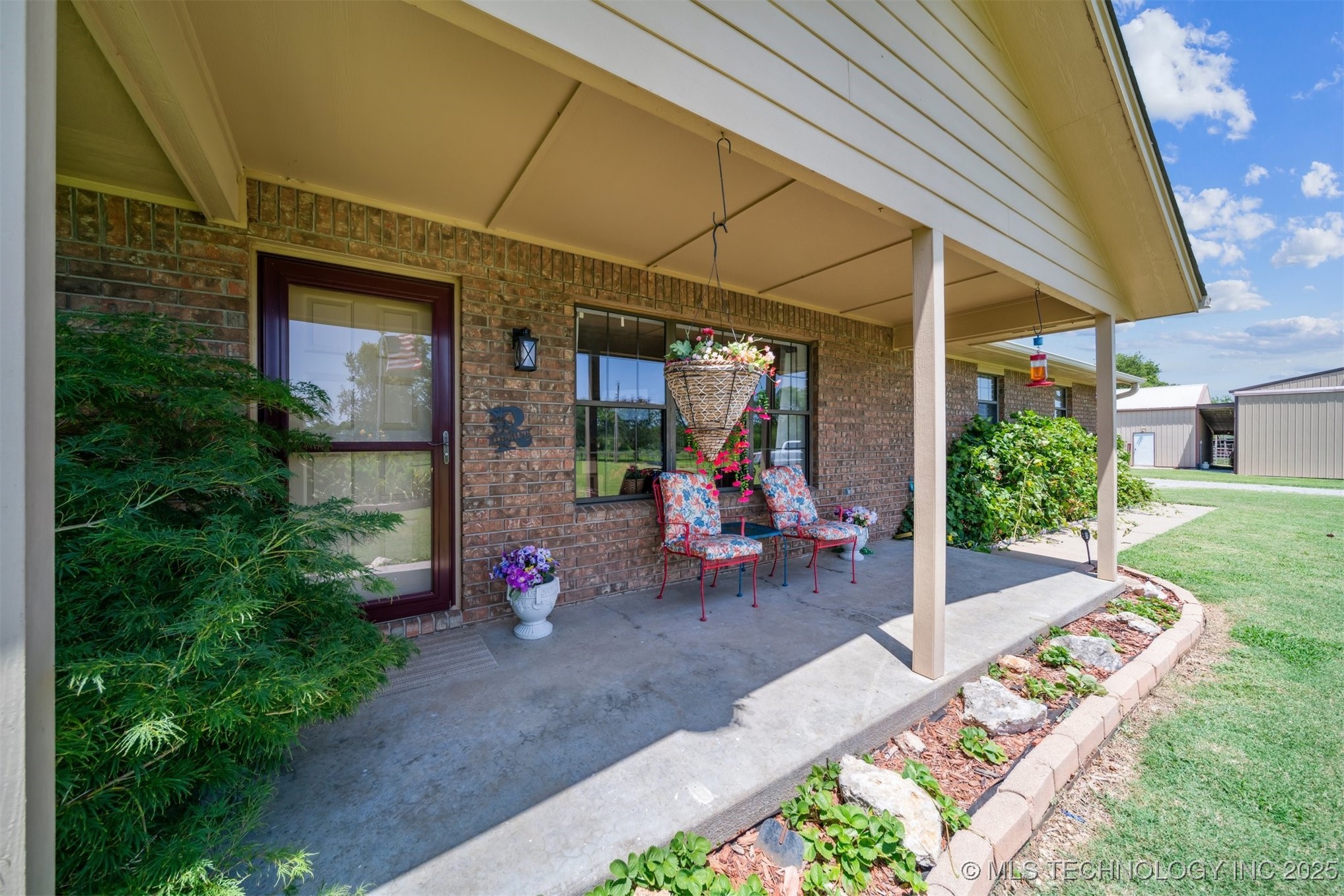 3901 E 440 Road Property Photo 4