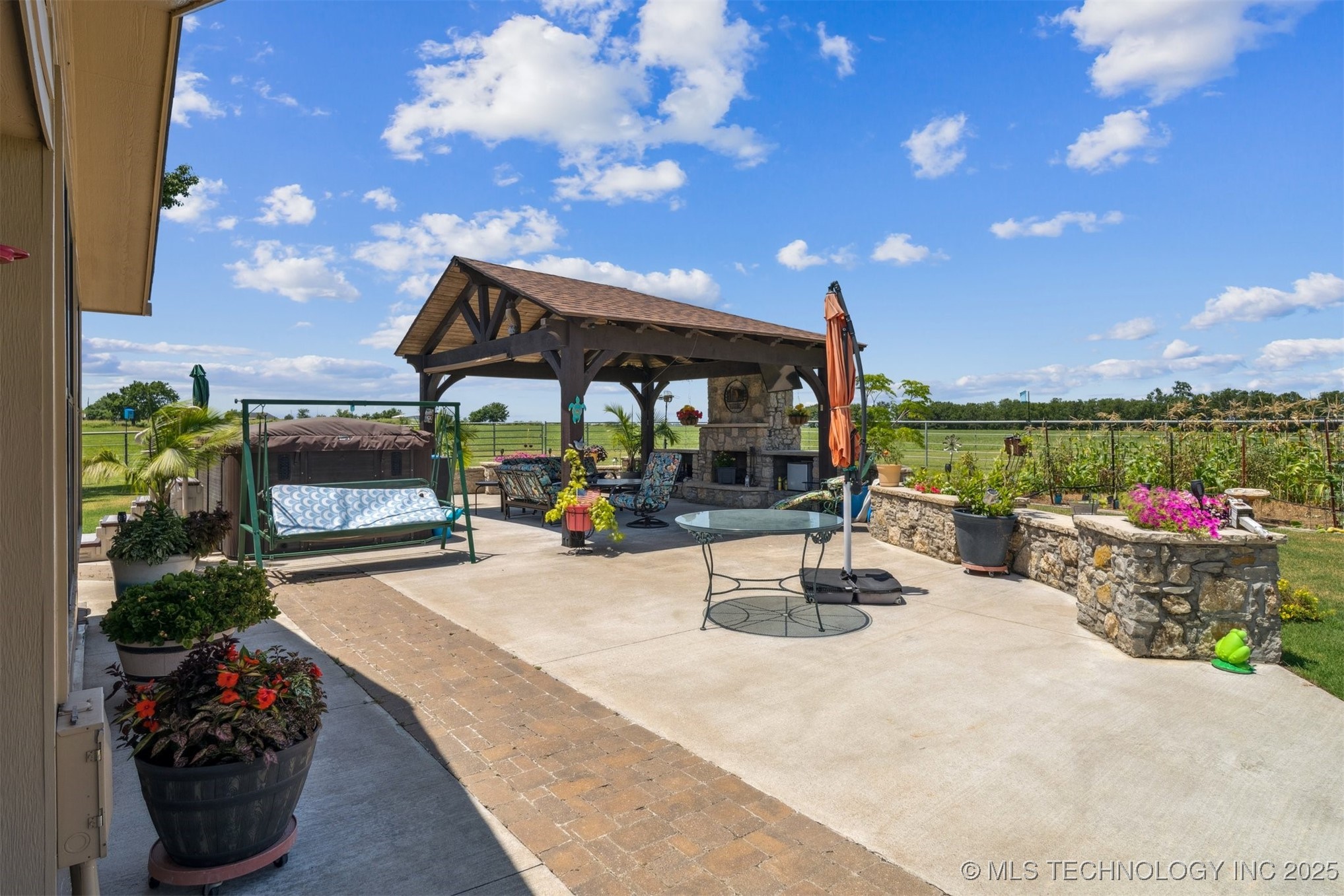 3901 E 440 Road Property Photo 28