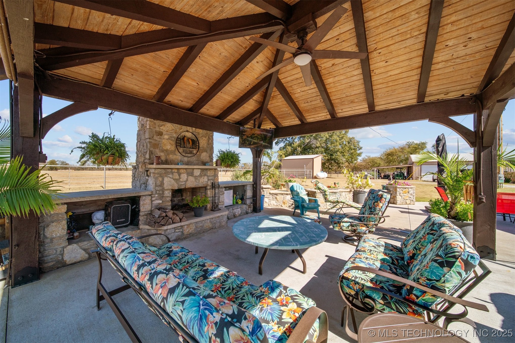 3901 E 440 Road Property Photo 30