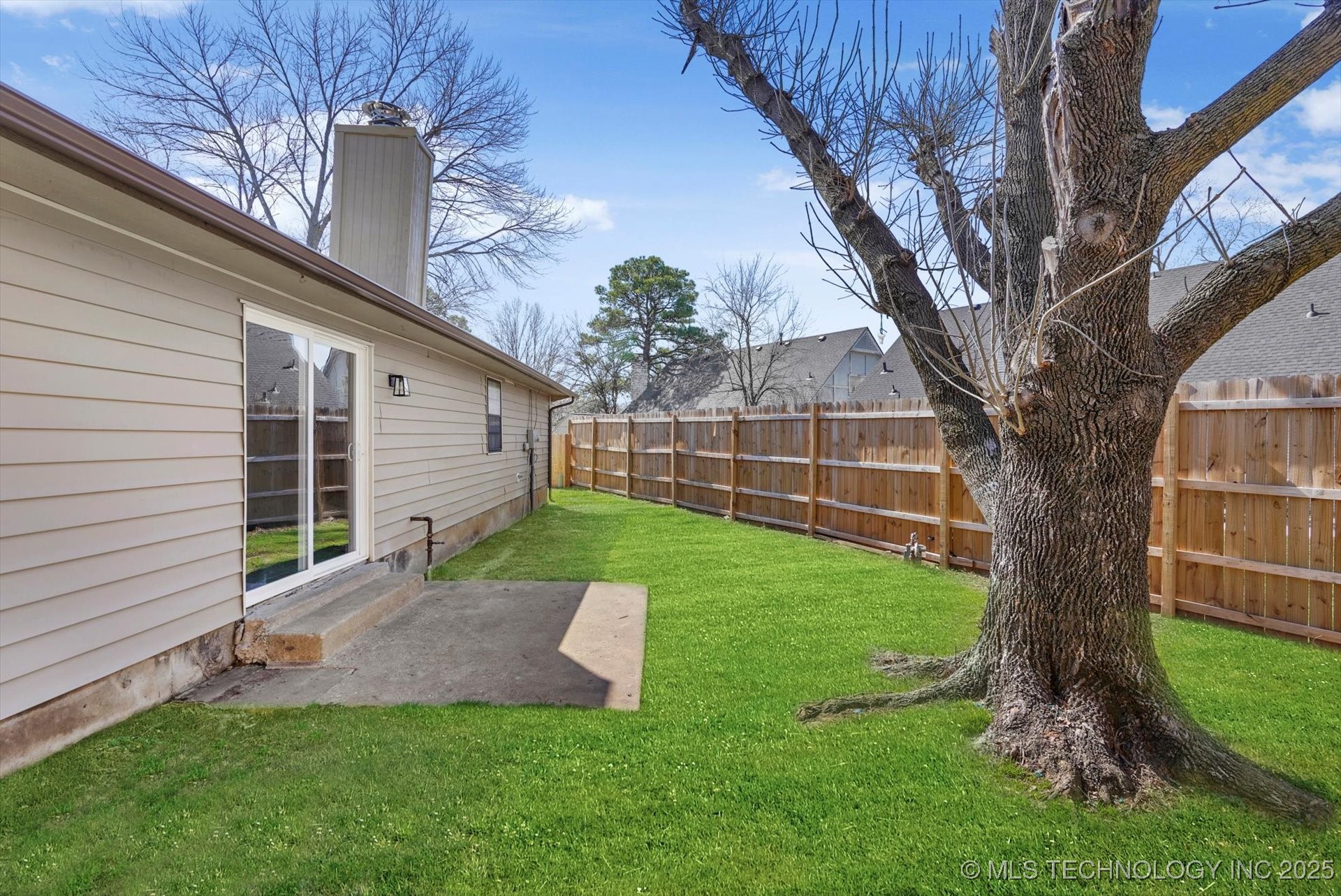 2426 S 104th East Avenue Property Photo 26