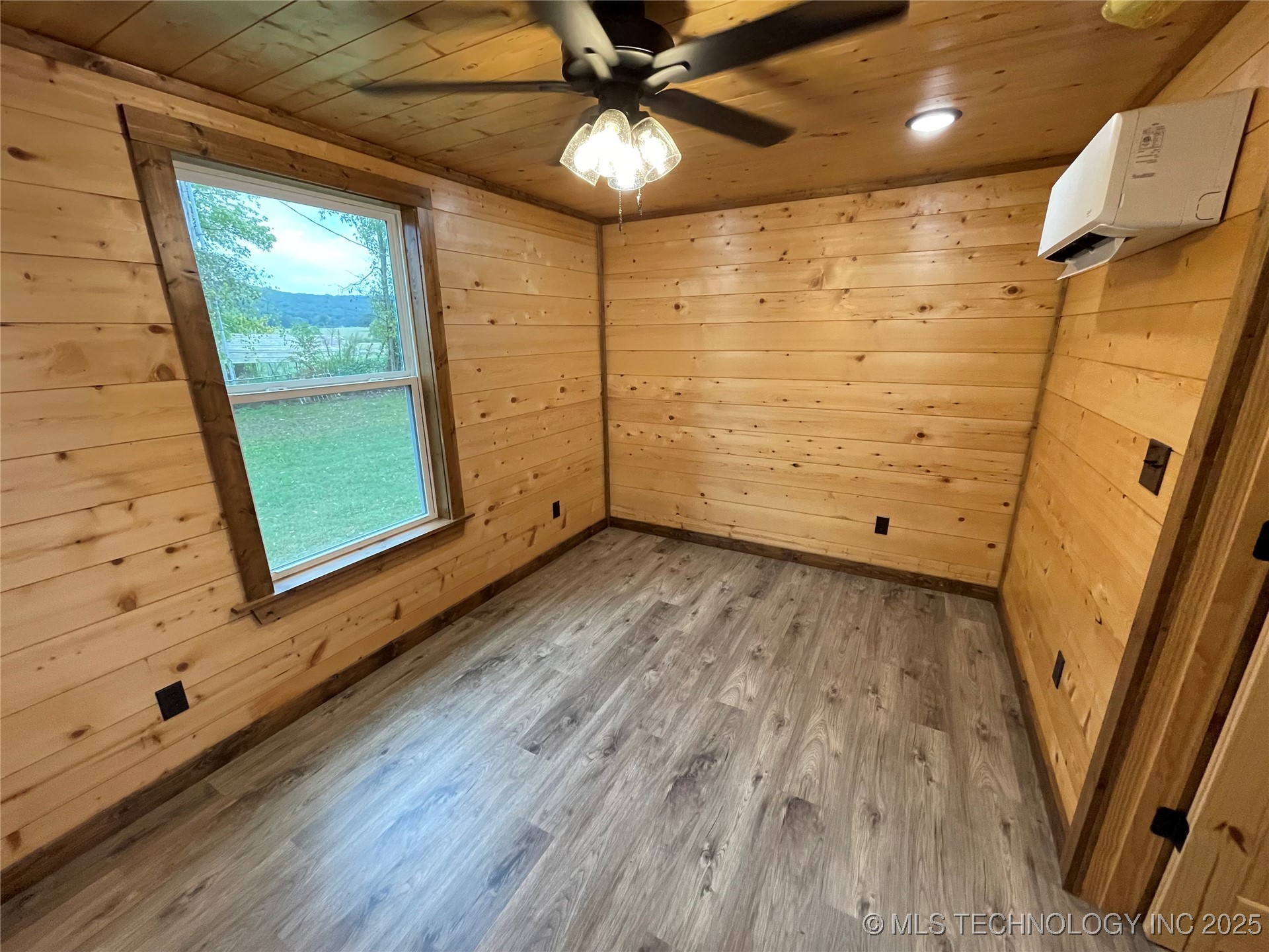 30115 Main Street Property Photo 11